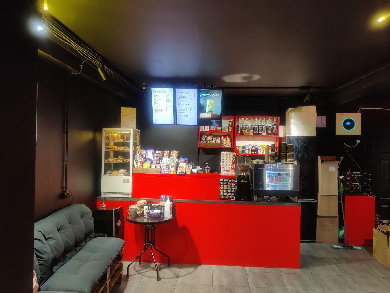 Red & White - Family Sushi image 20