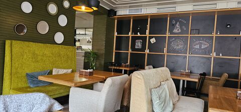 RollHouse image 20