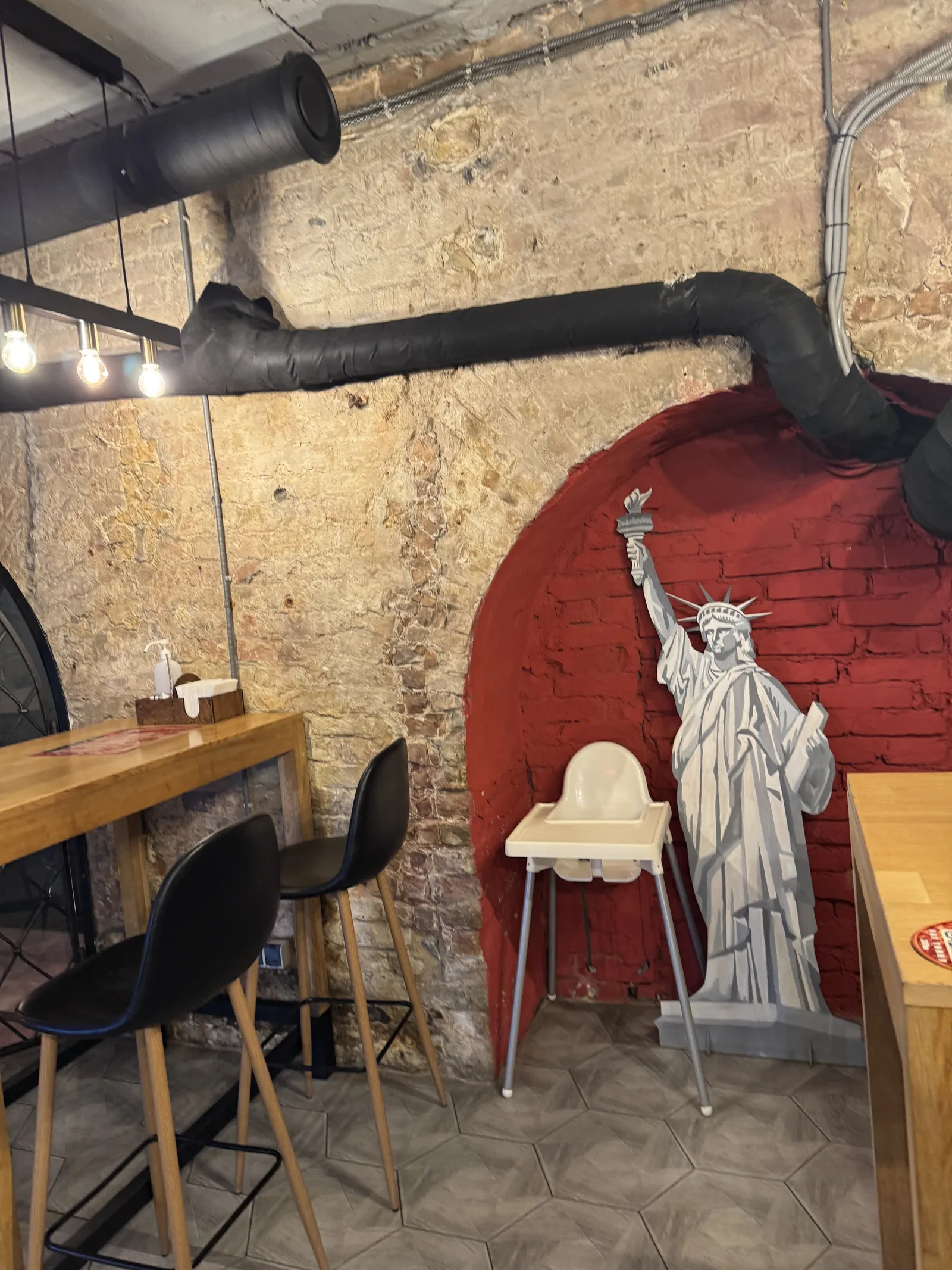 Fat Tonny Brooklyn Pizza image 20