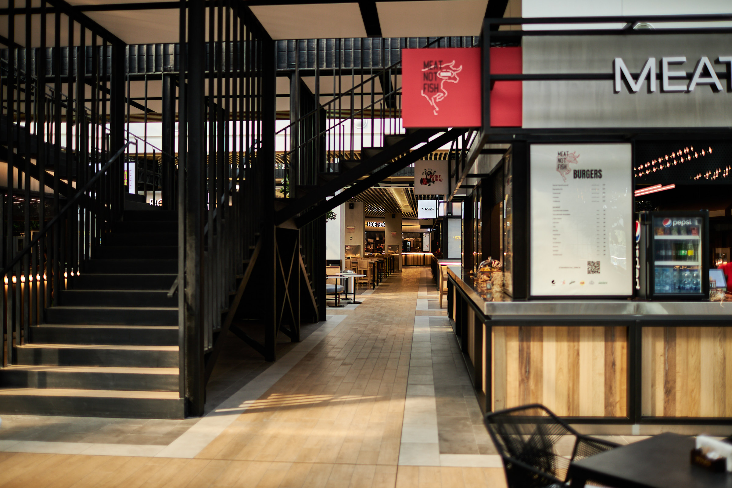 Stars social Space & Food market - ГОЛОВНИЙ ФУДМАРКЕТ УКРАЇНИ image 1