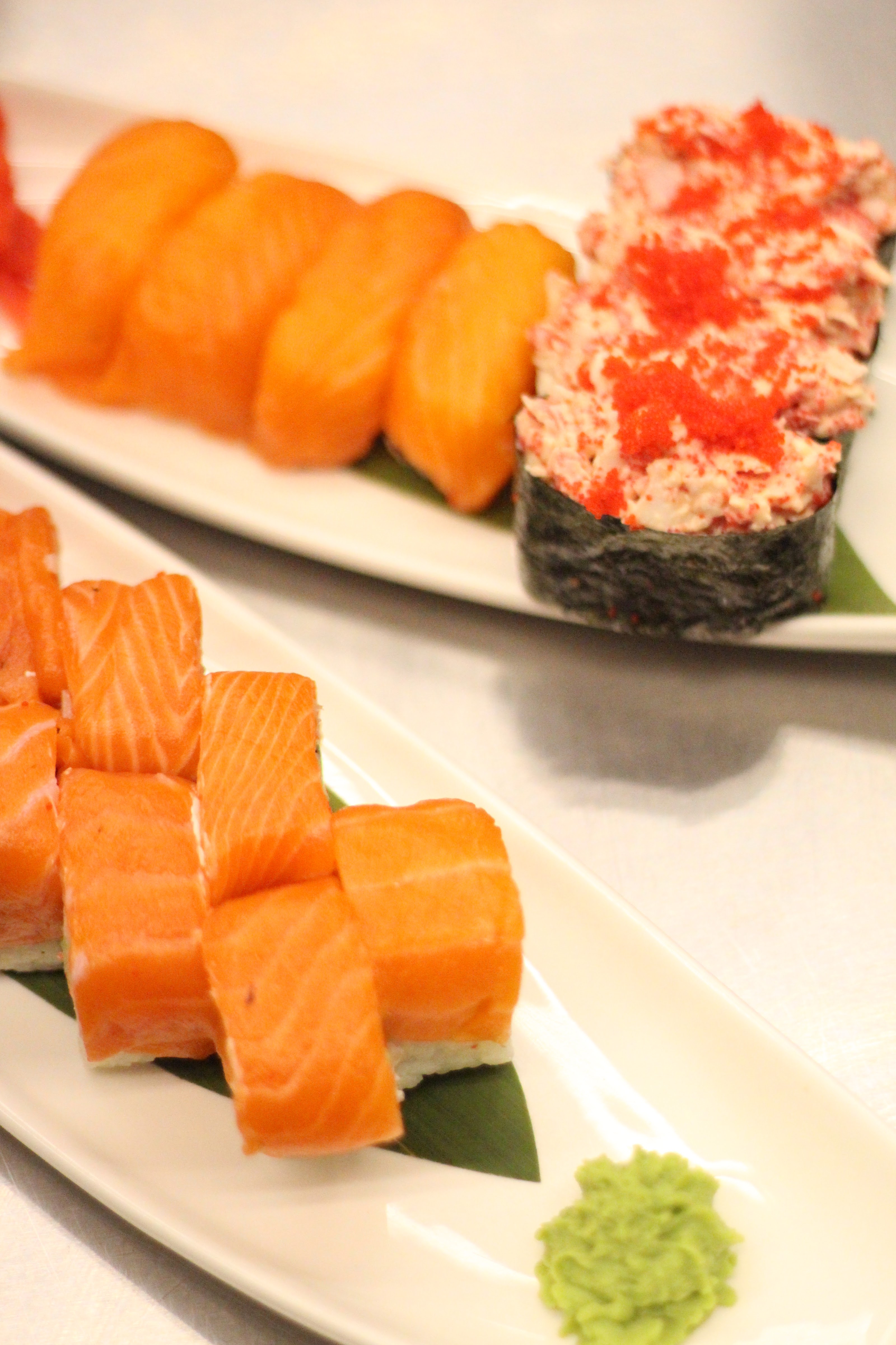SALMON SUSHI image 3