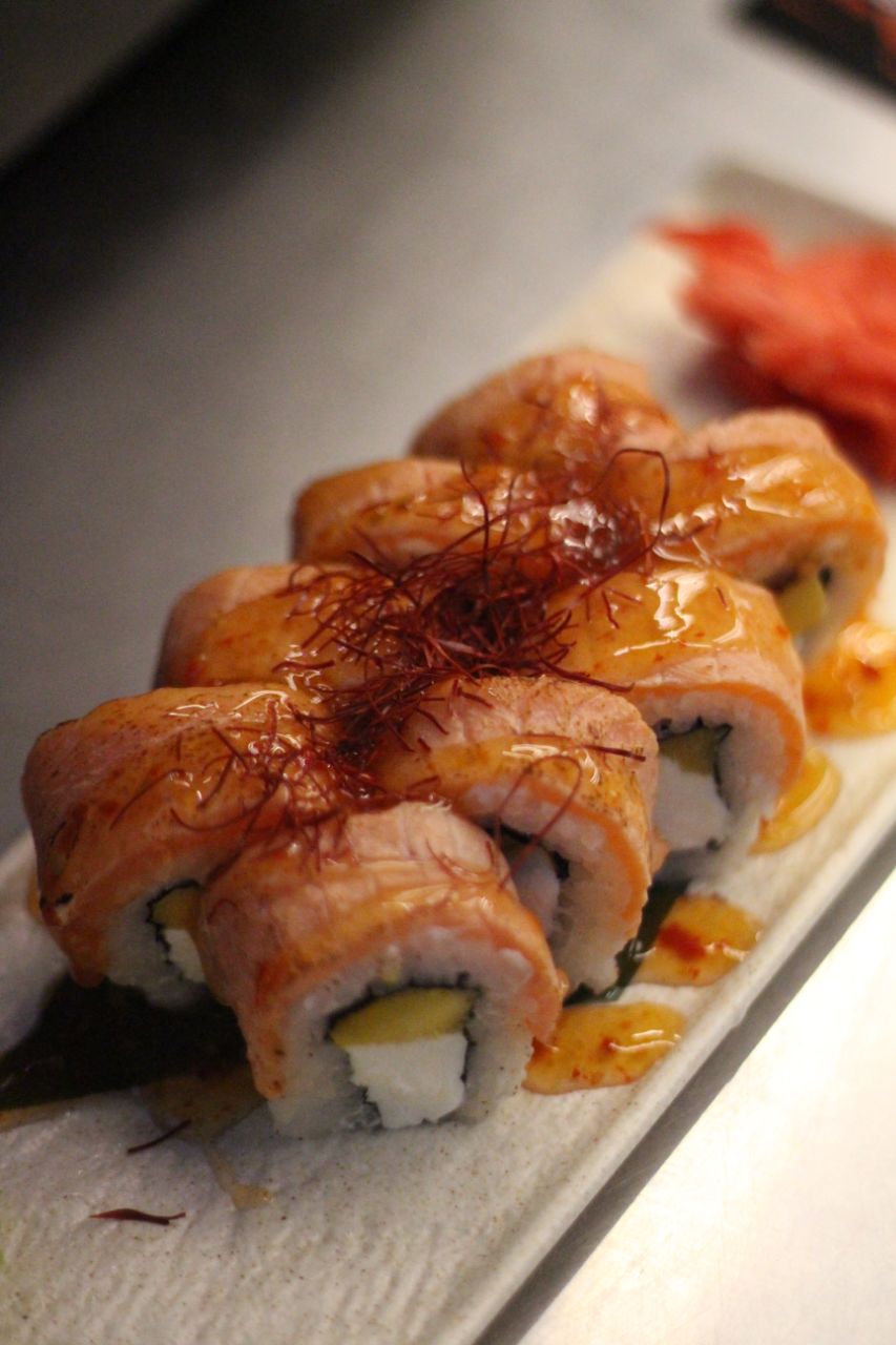 SALMON SUSHI image 6
