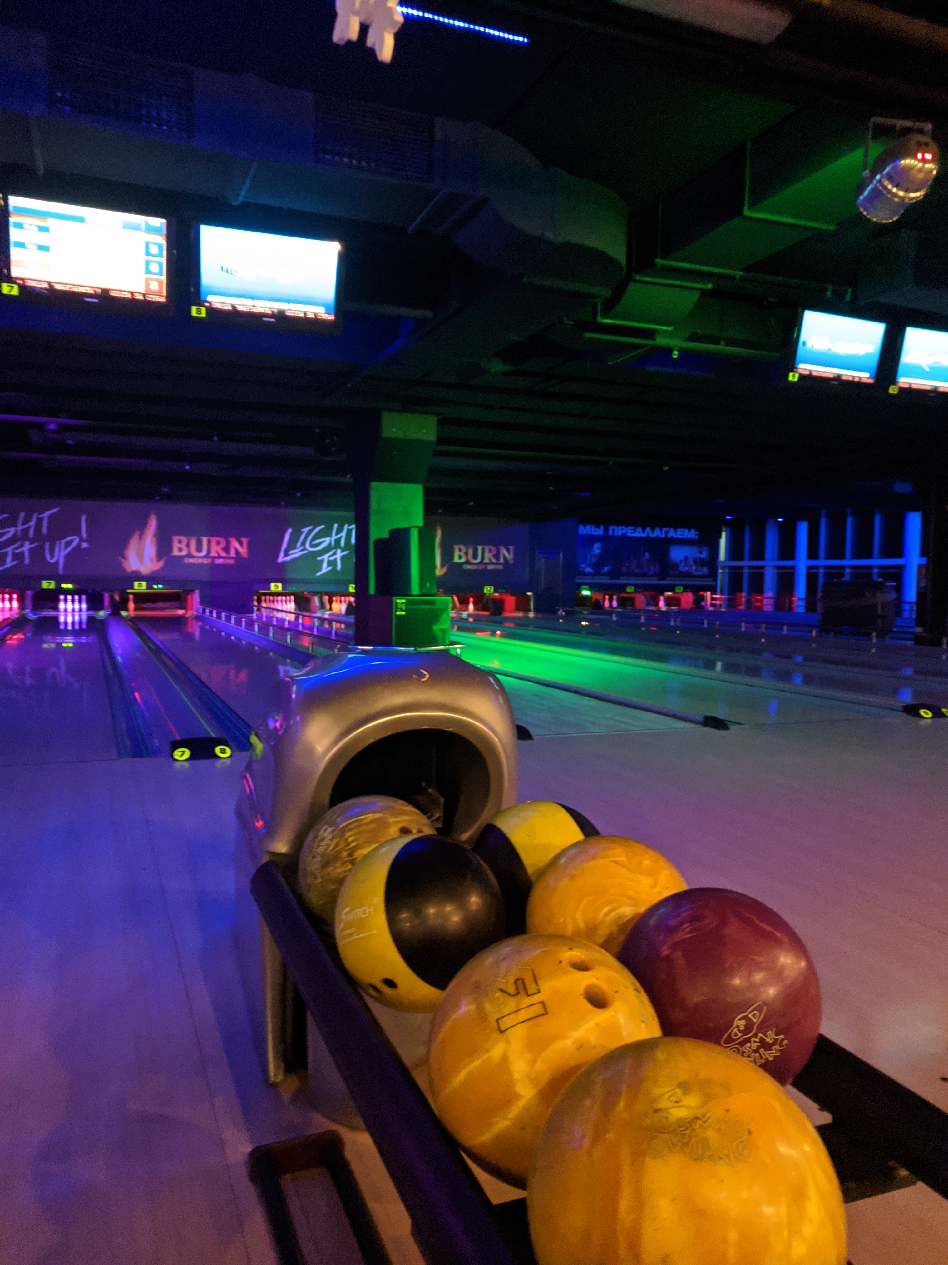 Караоке-боулінг клуб Bowling SkyMall image 3