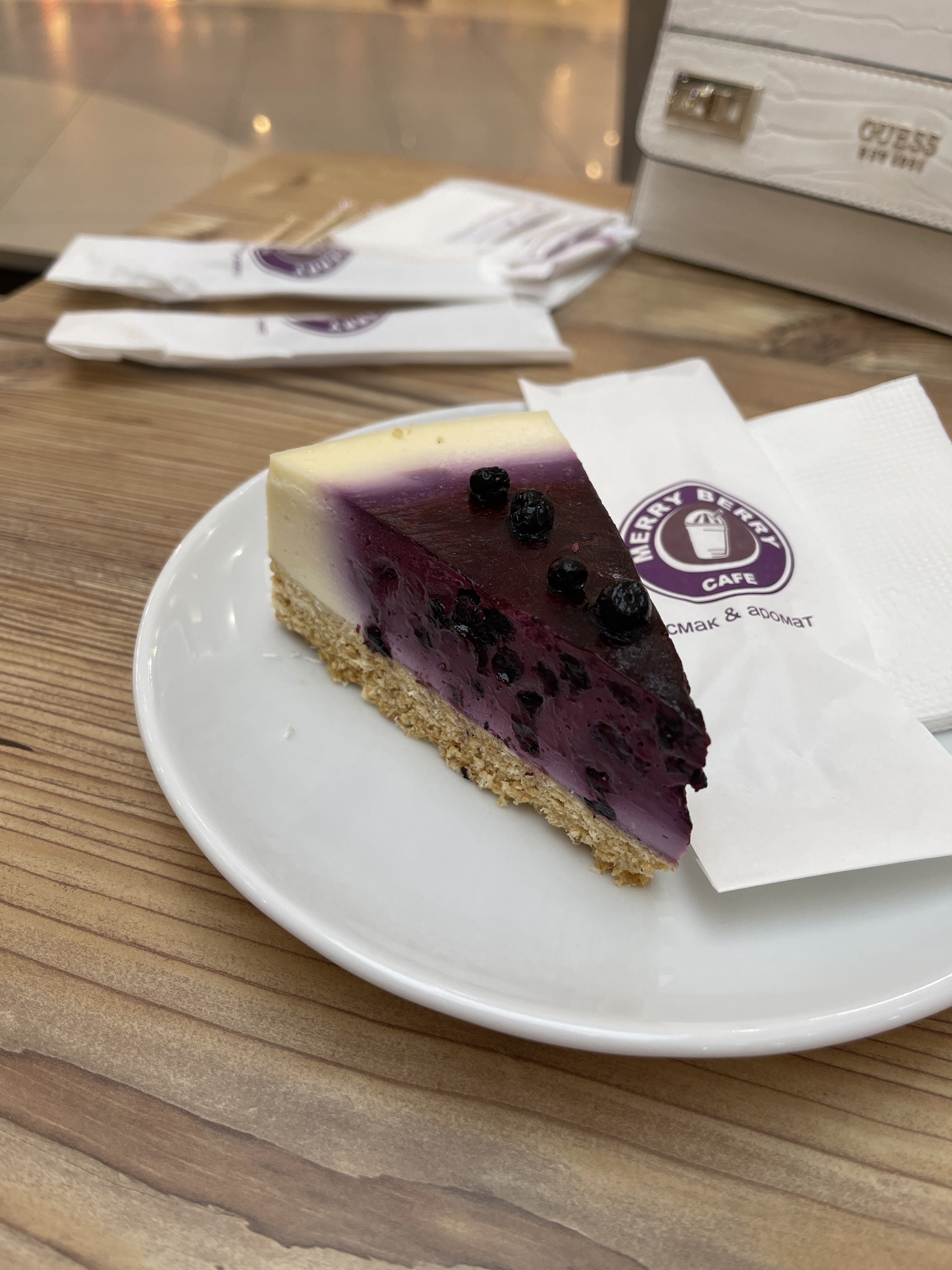 Merry Berry Cafe image 8