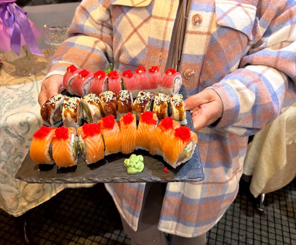 Доставка Суші "Yoji Sushi" image 3