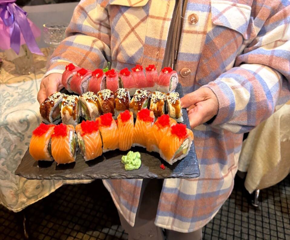 Доставка Суші "Yoji Sushi" image 3