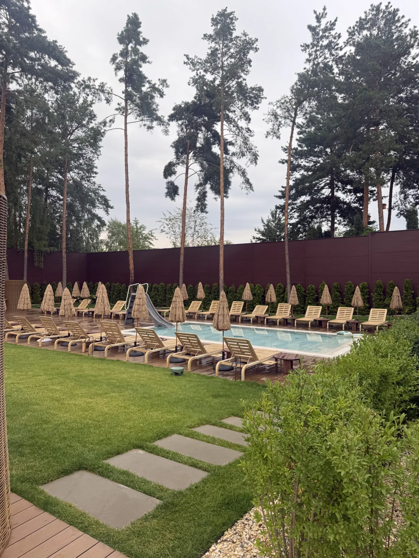 Queen Country Club - заміський комплекс. image 19