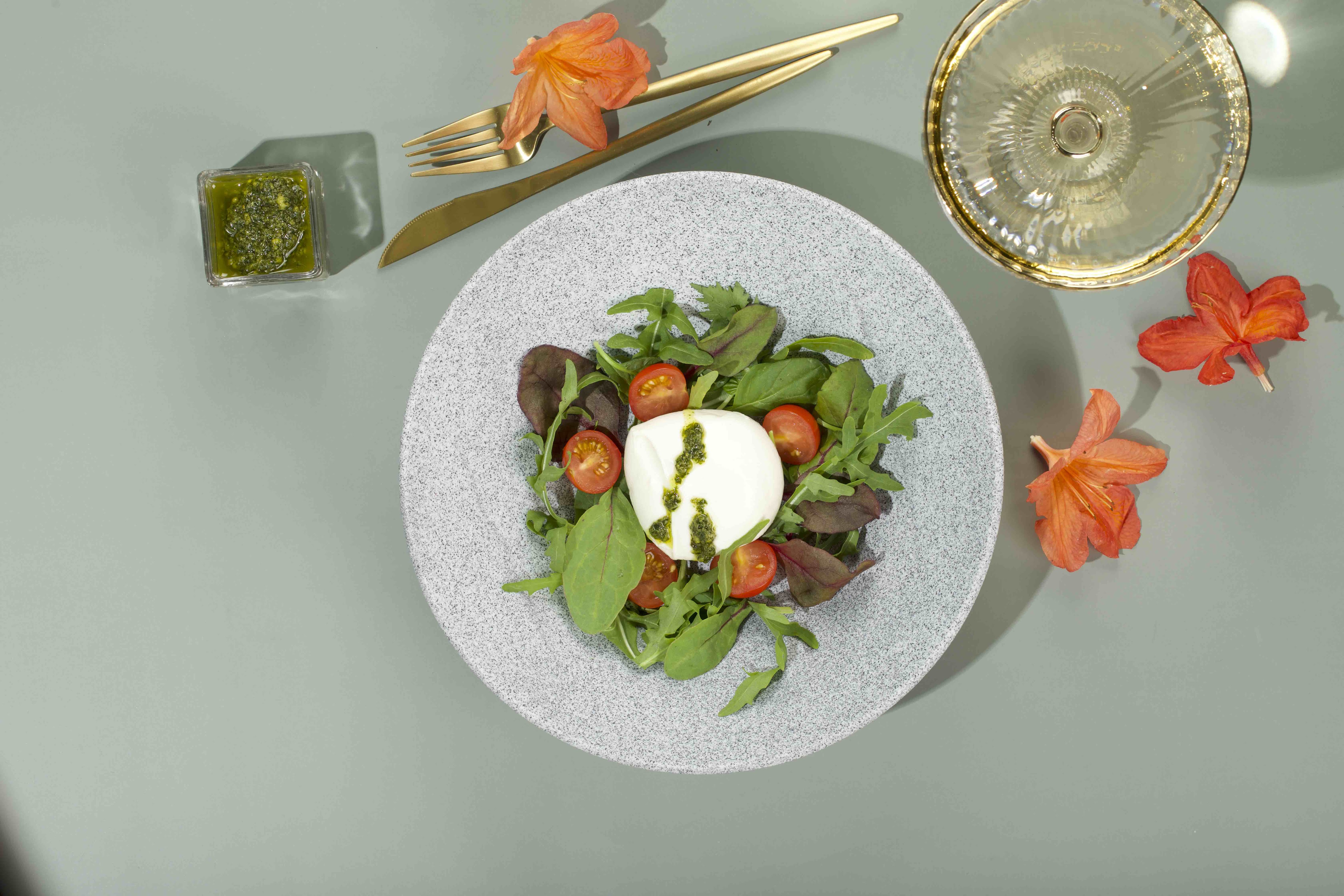 Merchant's yard image 12