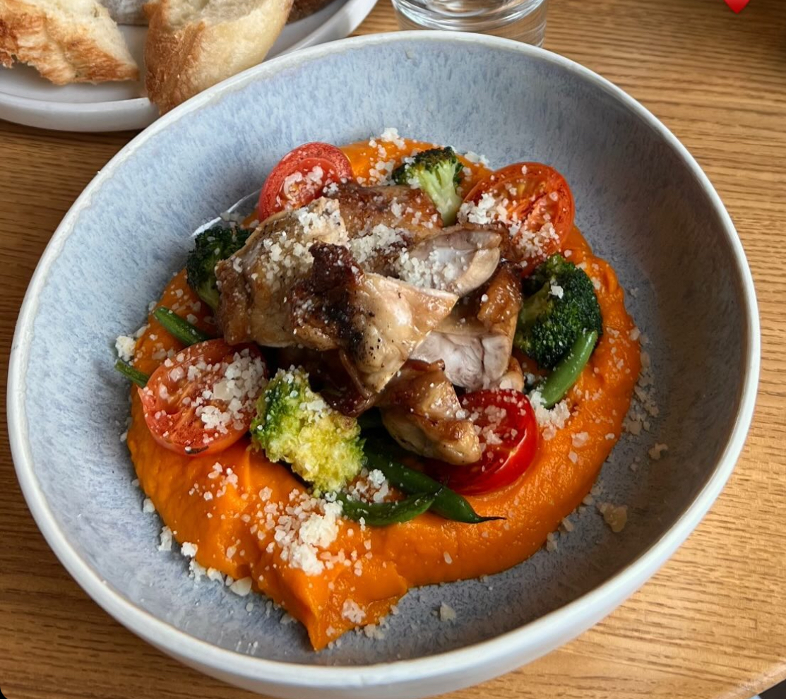 Sunday Cafe image 18