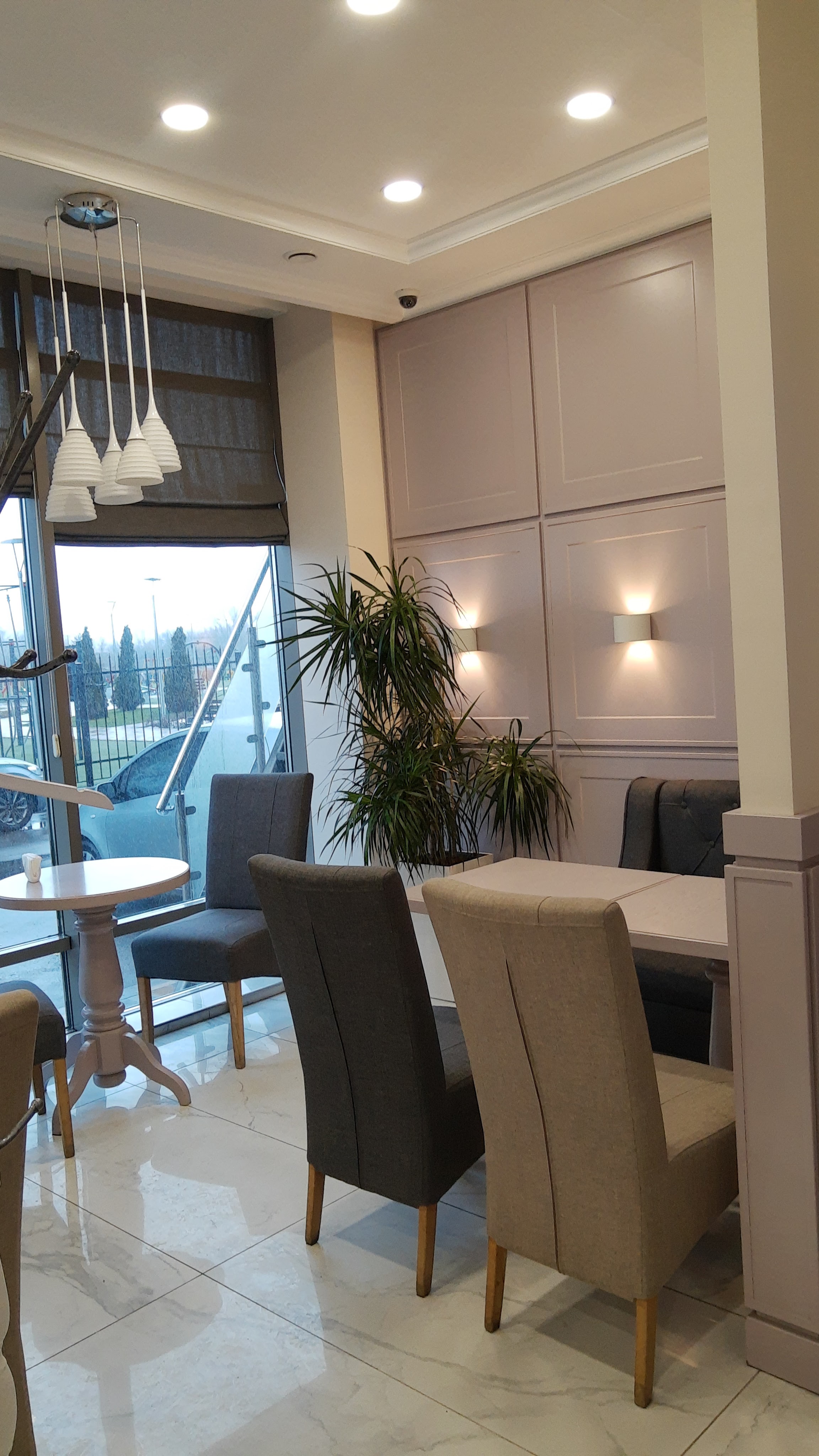 London Town image 10