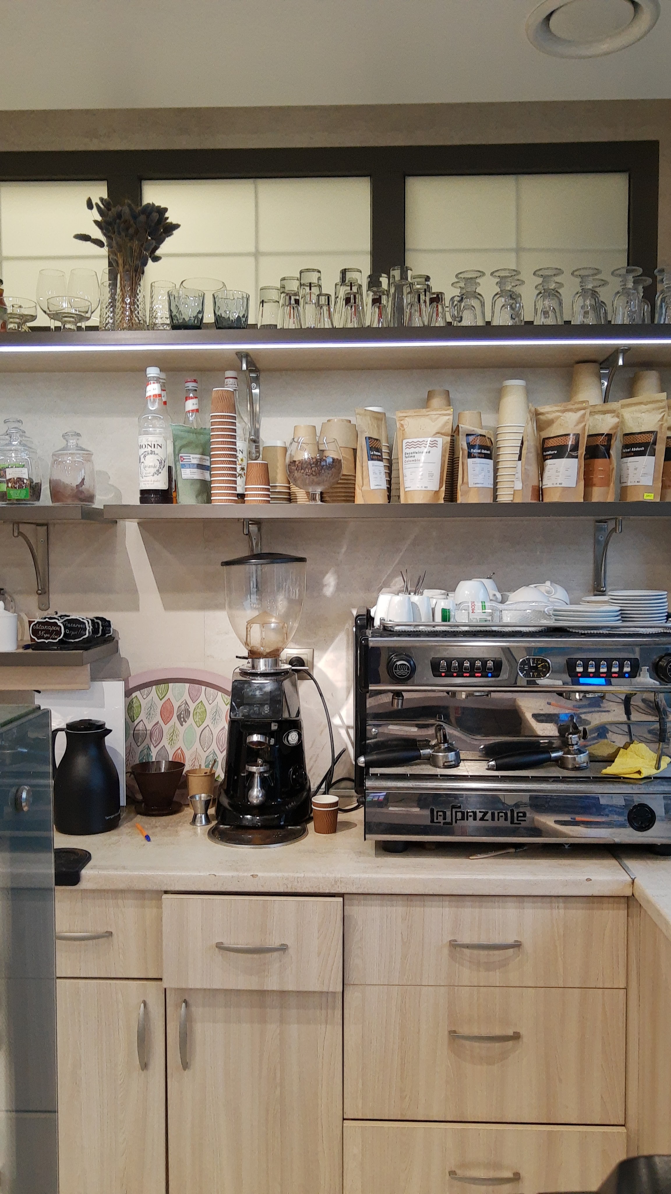 London Town image 11