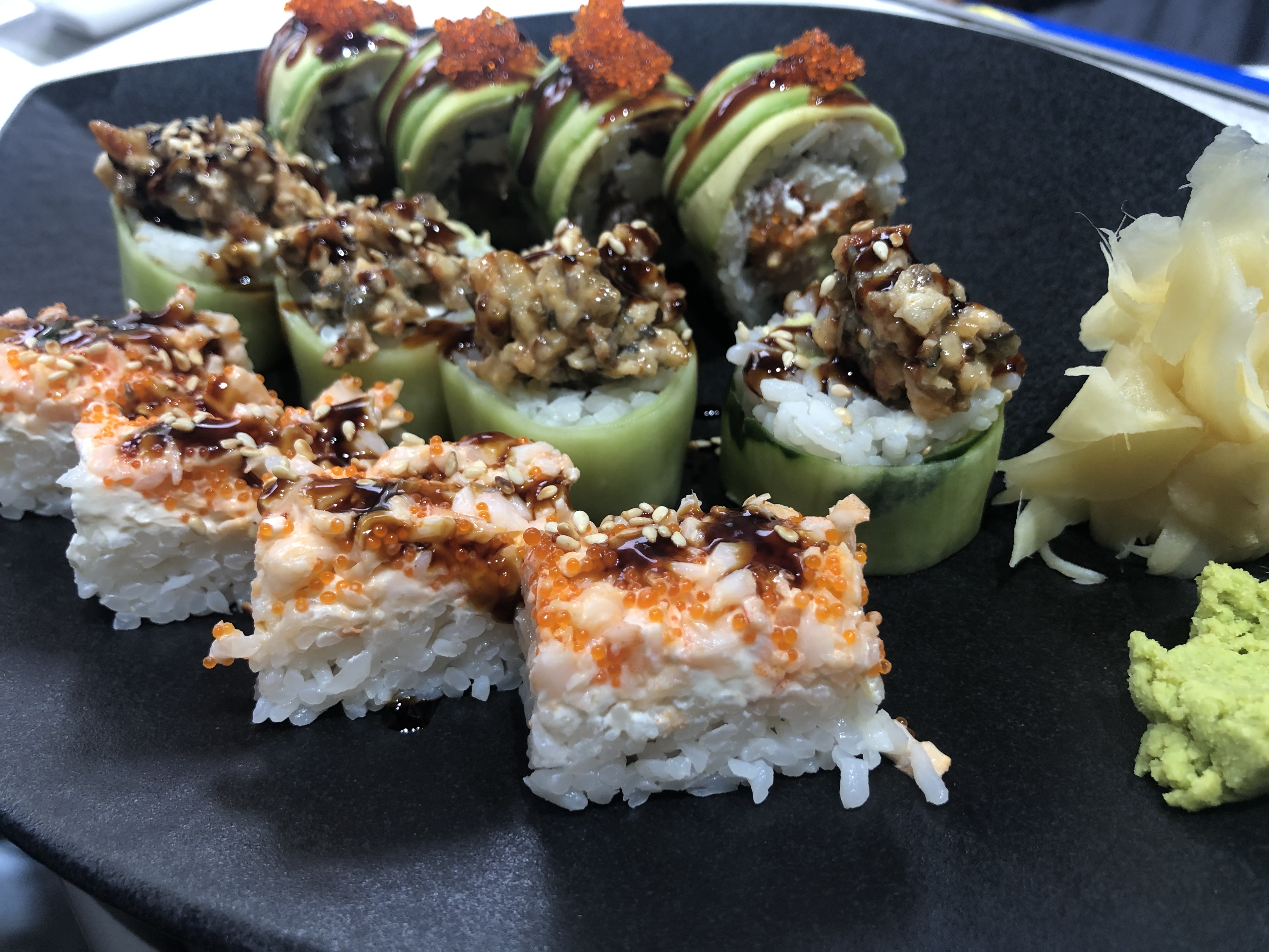 Sushi studio modern image 2