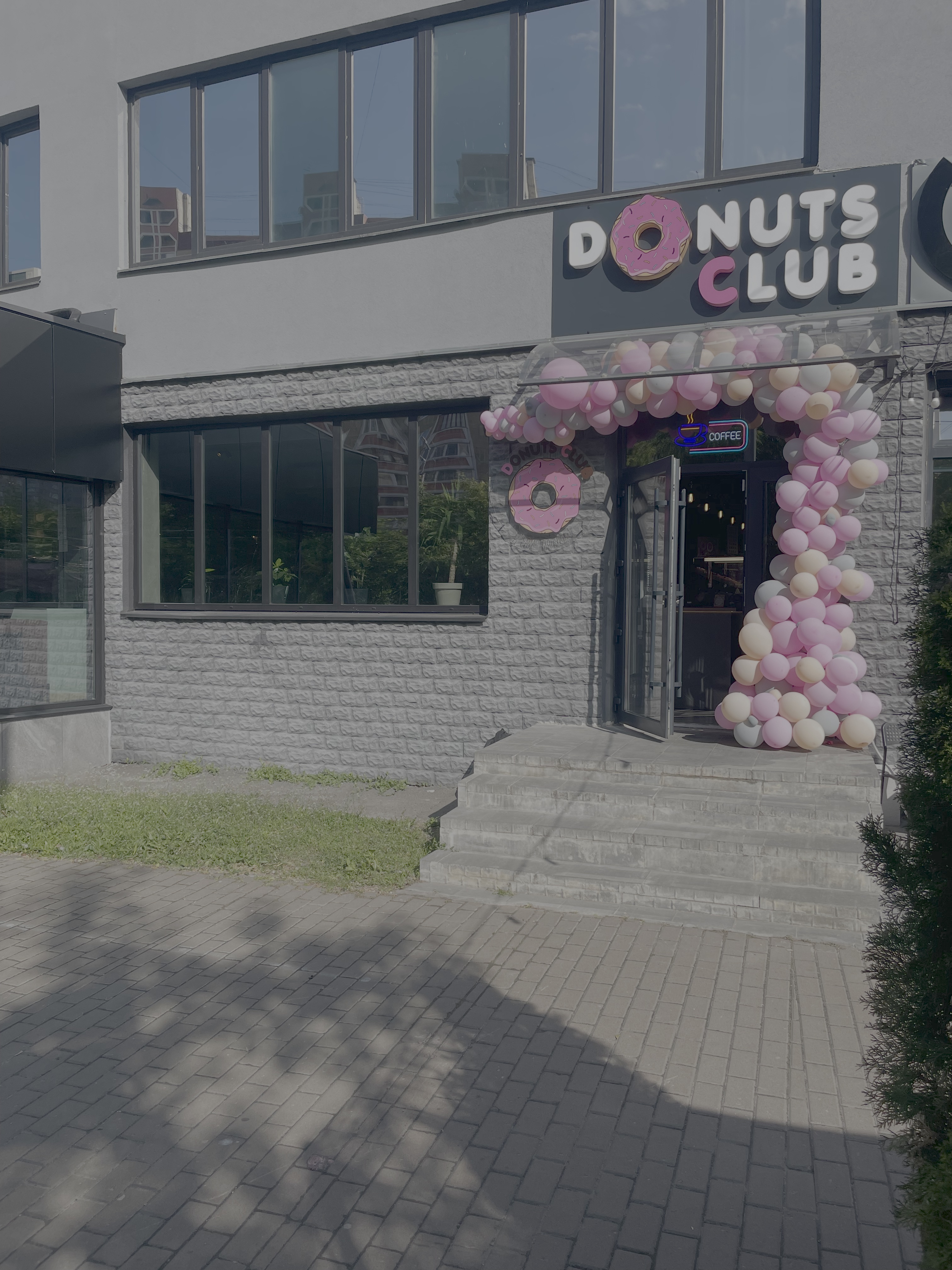 Donuts club image 1