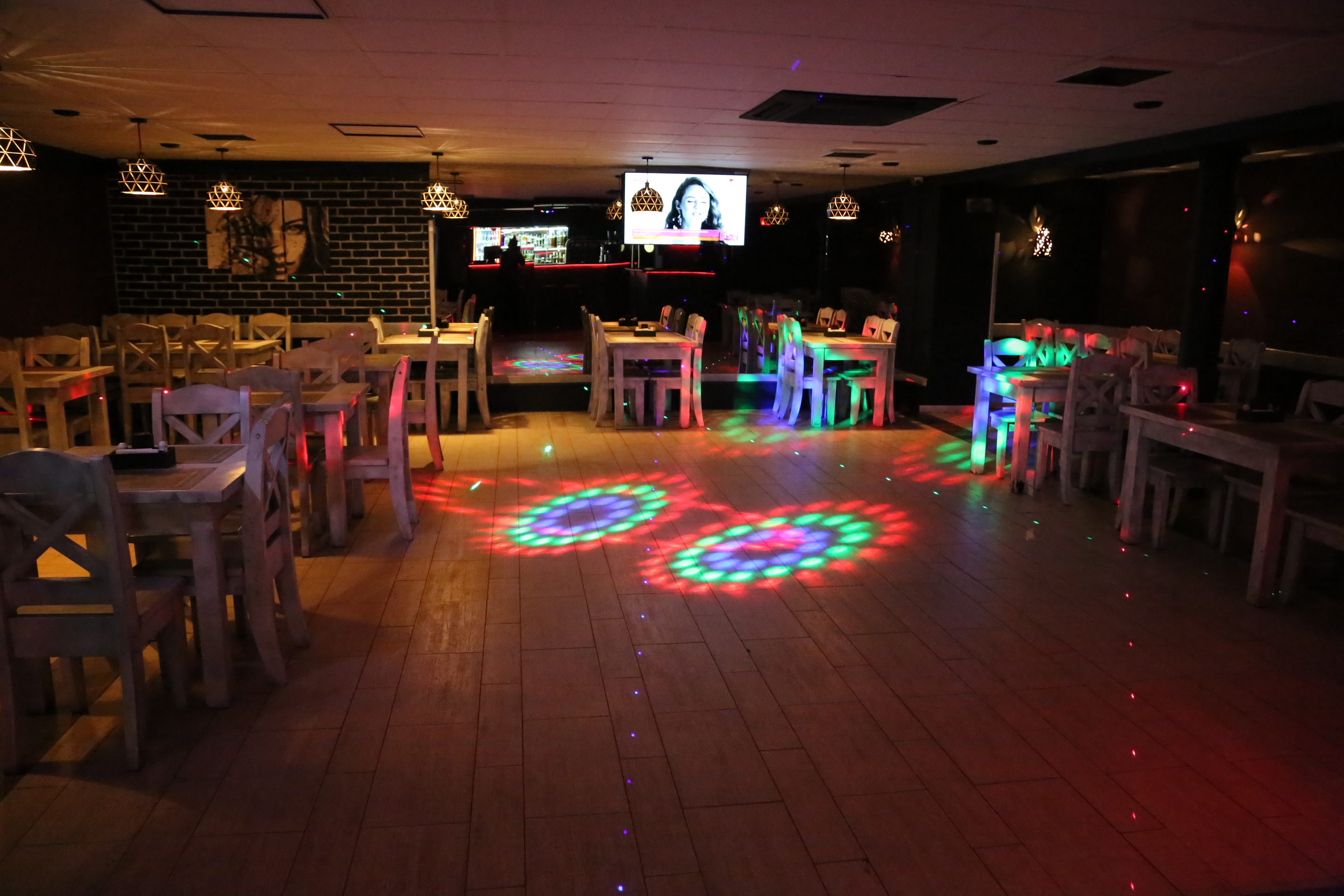 Chervonyy Khutir image 3