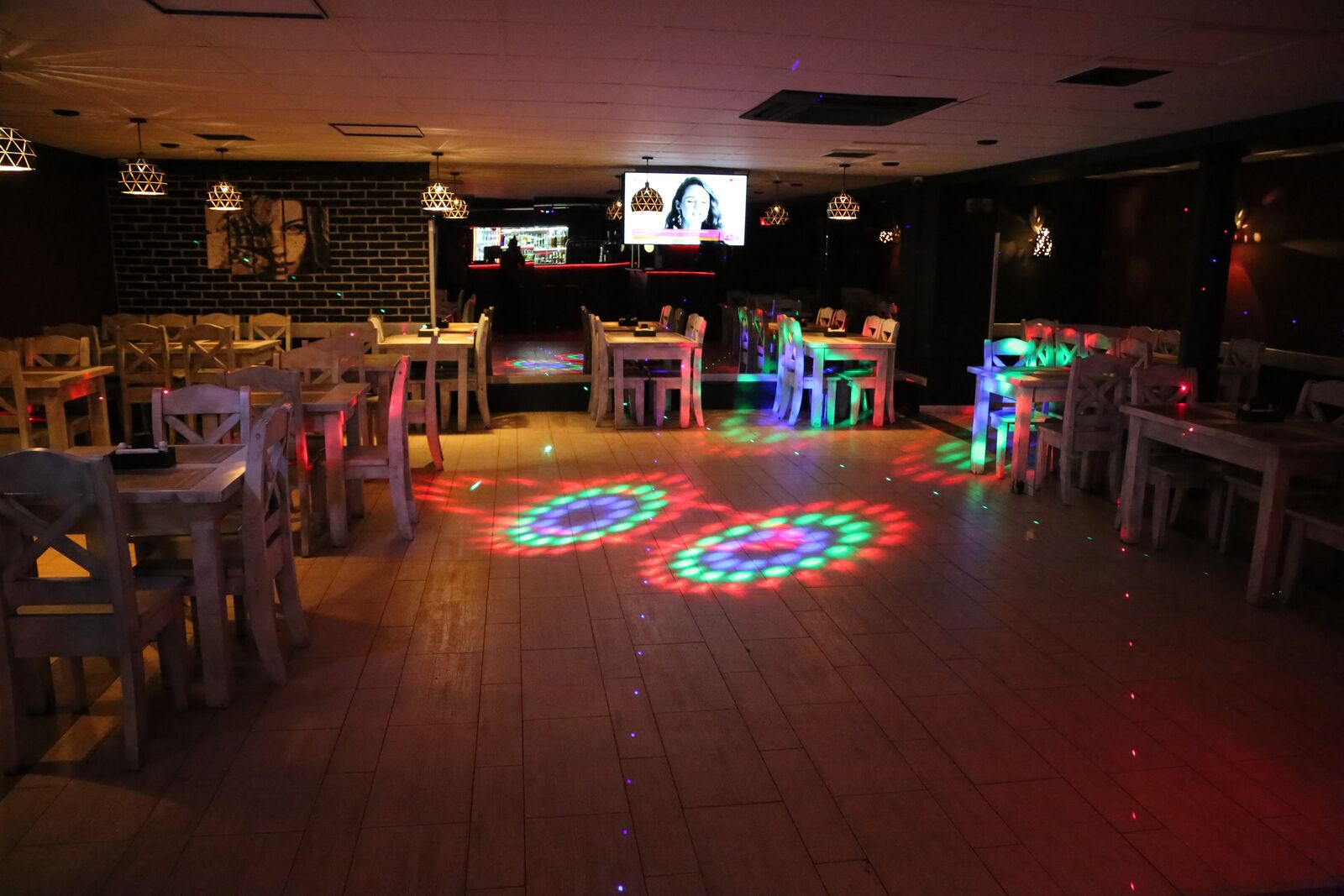 Chervonyy Khutir image 3
