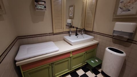 Pesto Cafe image 6