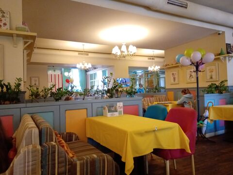 Pesto Cafe image 8