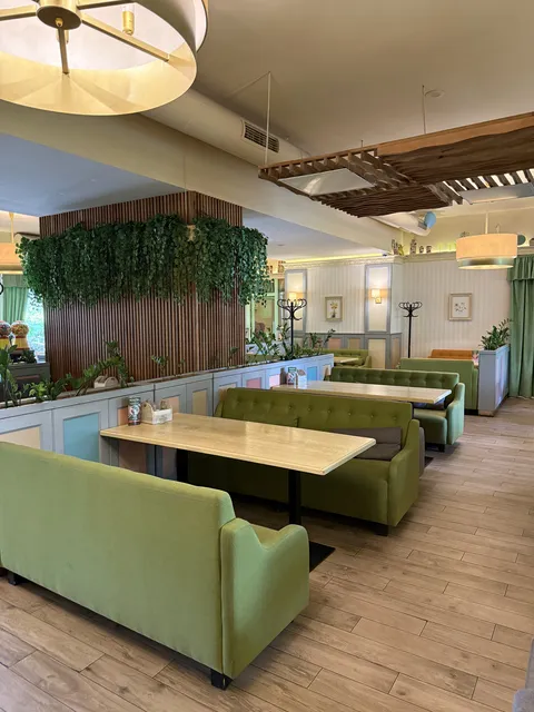 Pesto Cafe image 9