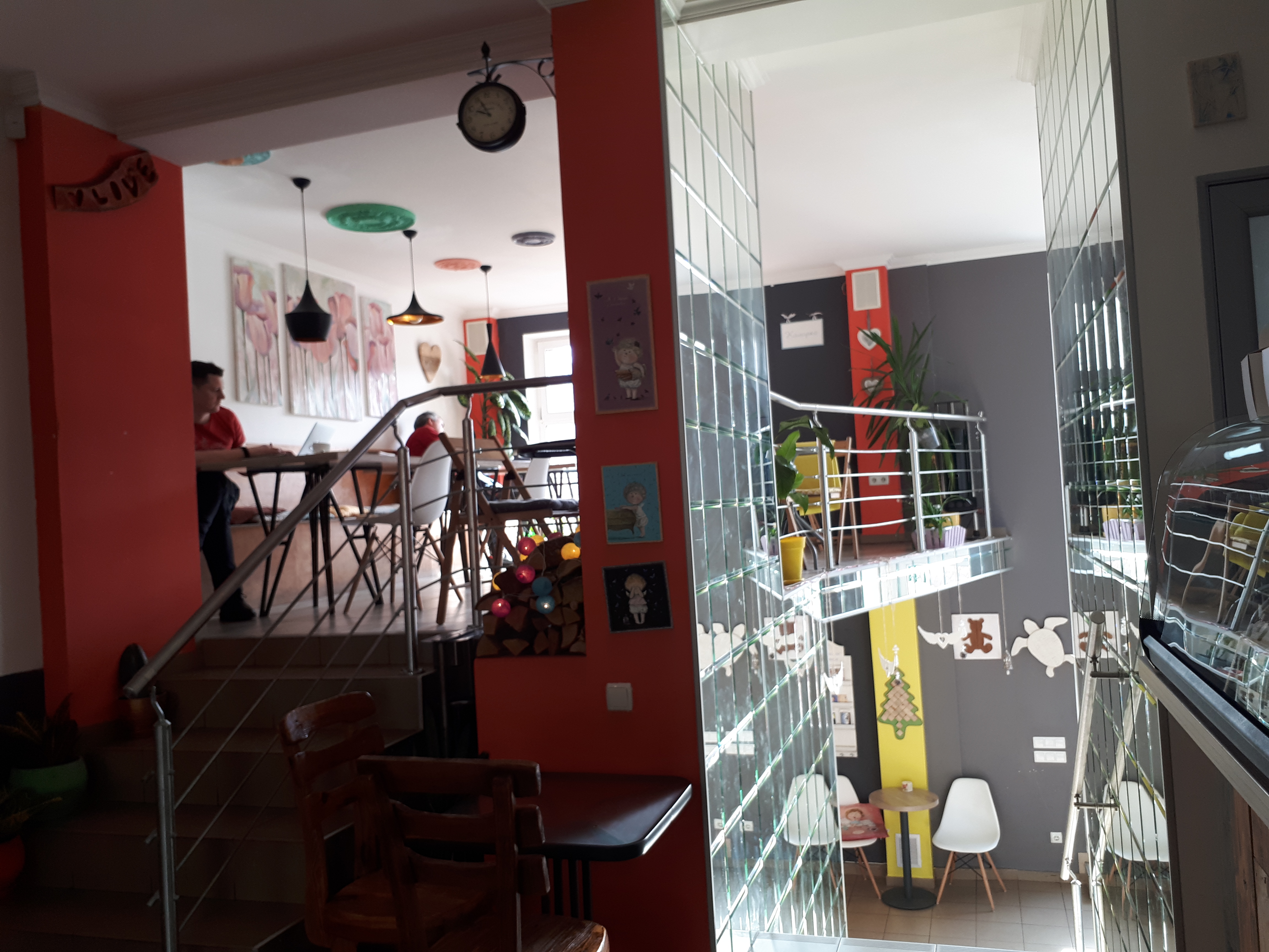 ШУ кафе-кондитерська image 1