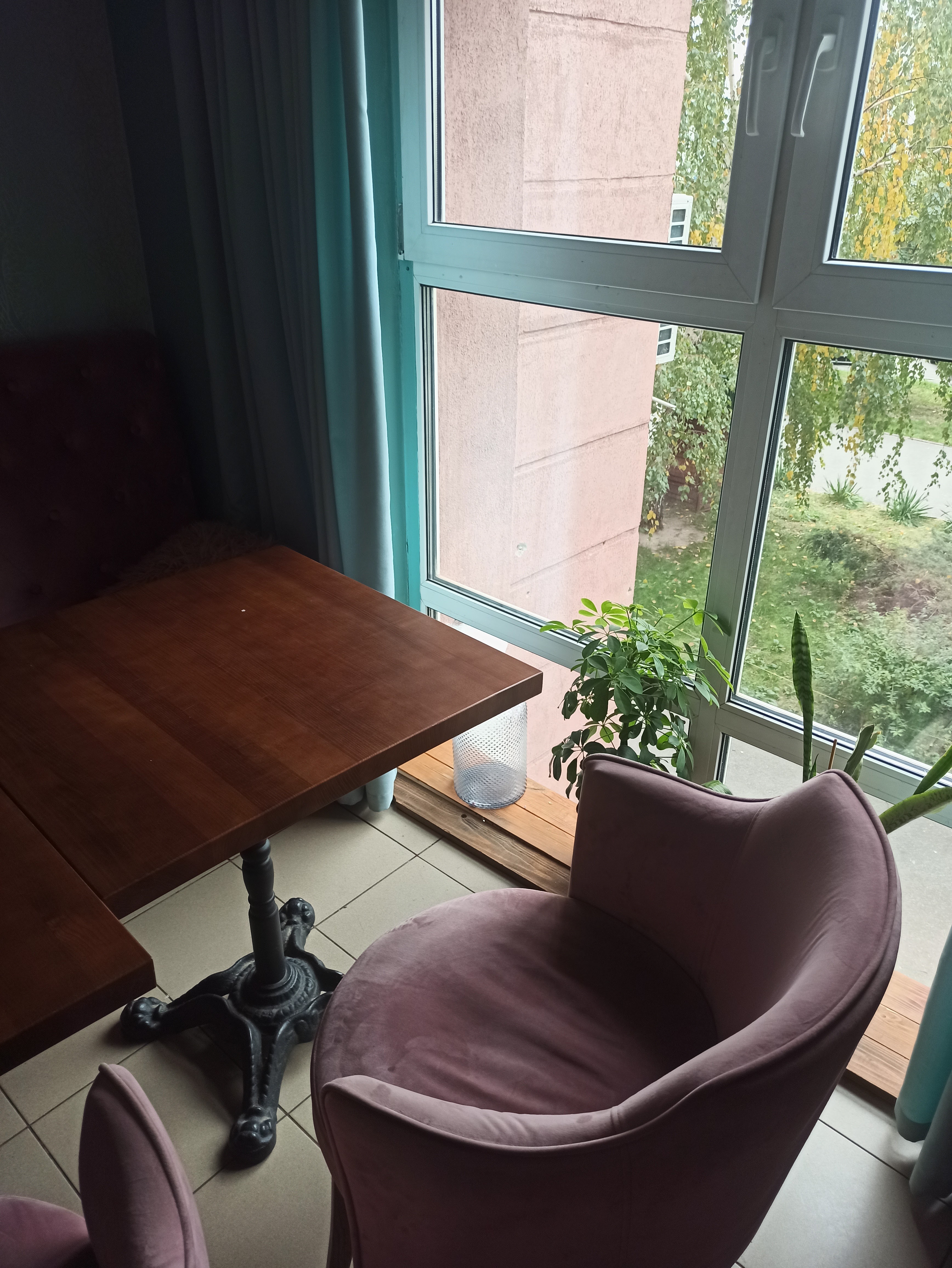 ШУ кафе-кондитерська image 8