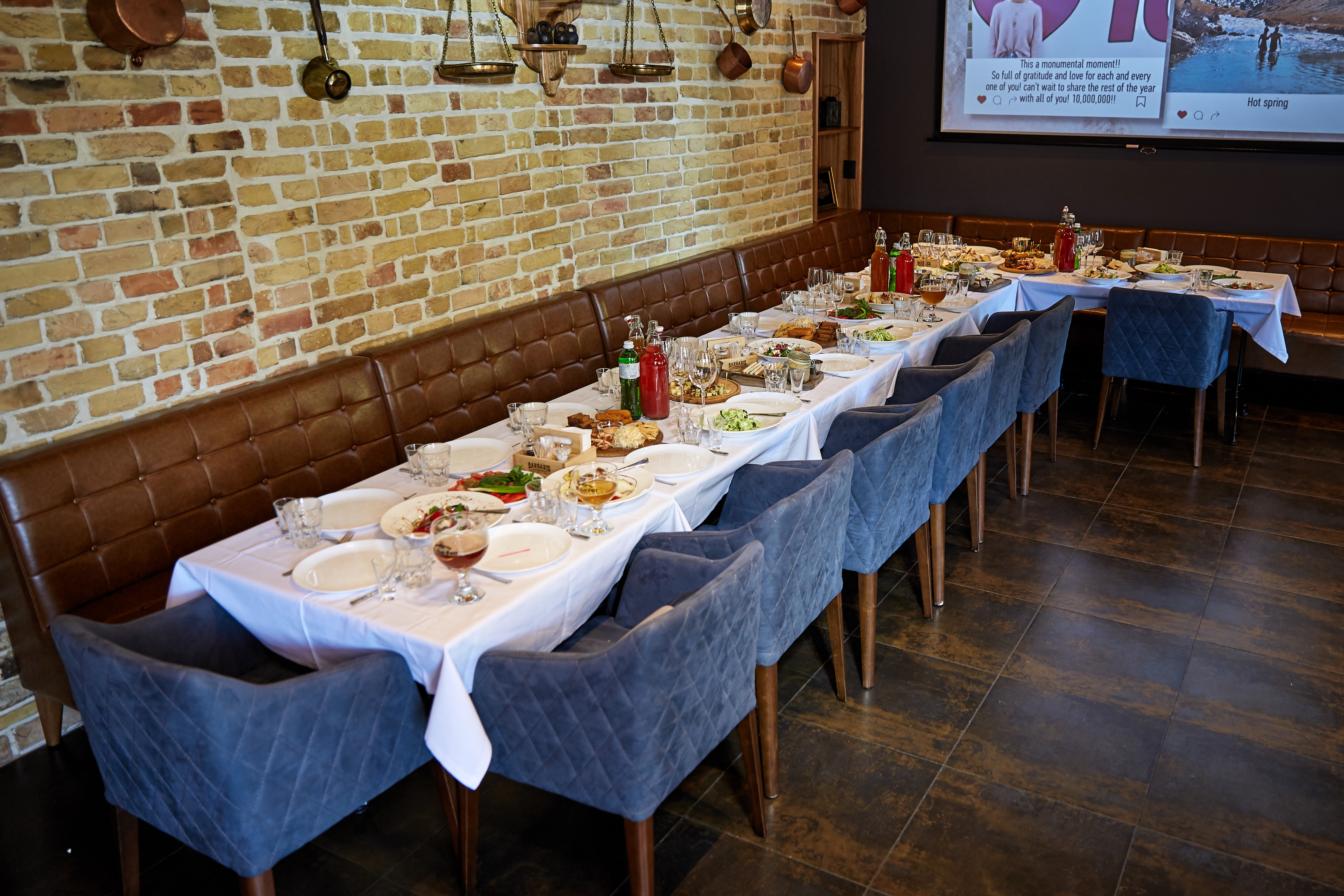 Grill Pub BARBARIS image 1