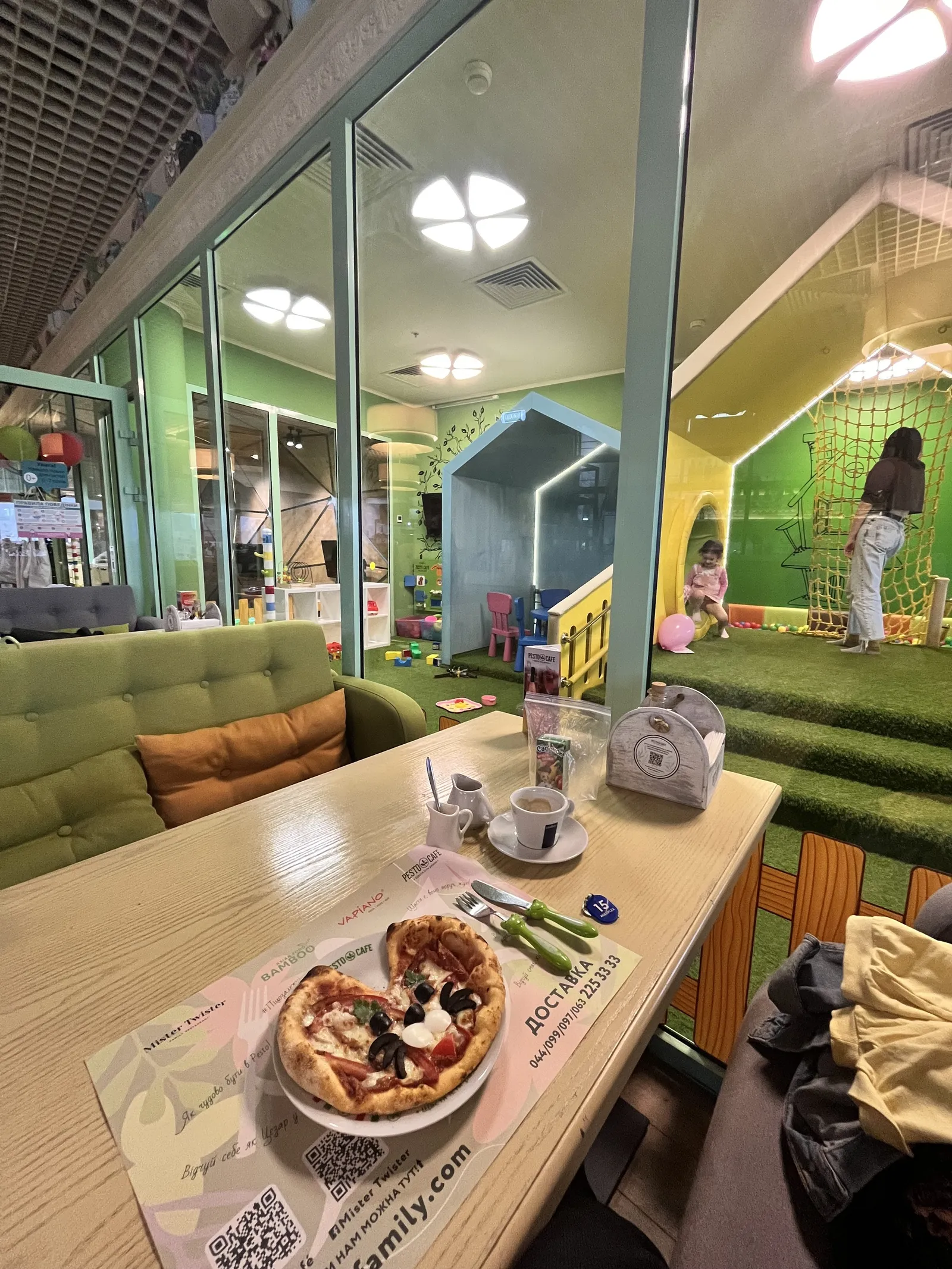 Pesto Cafe image 4