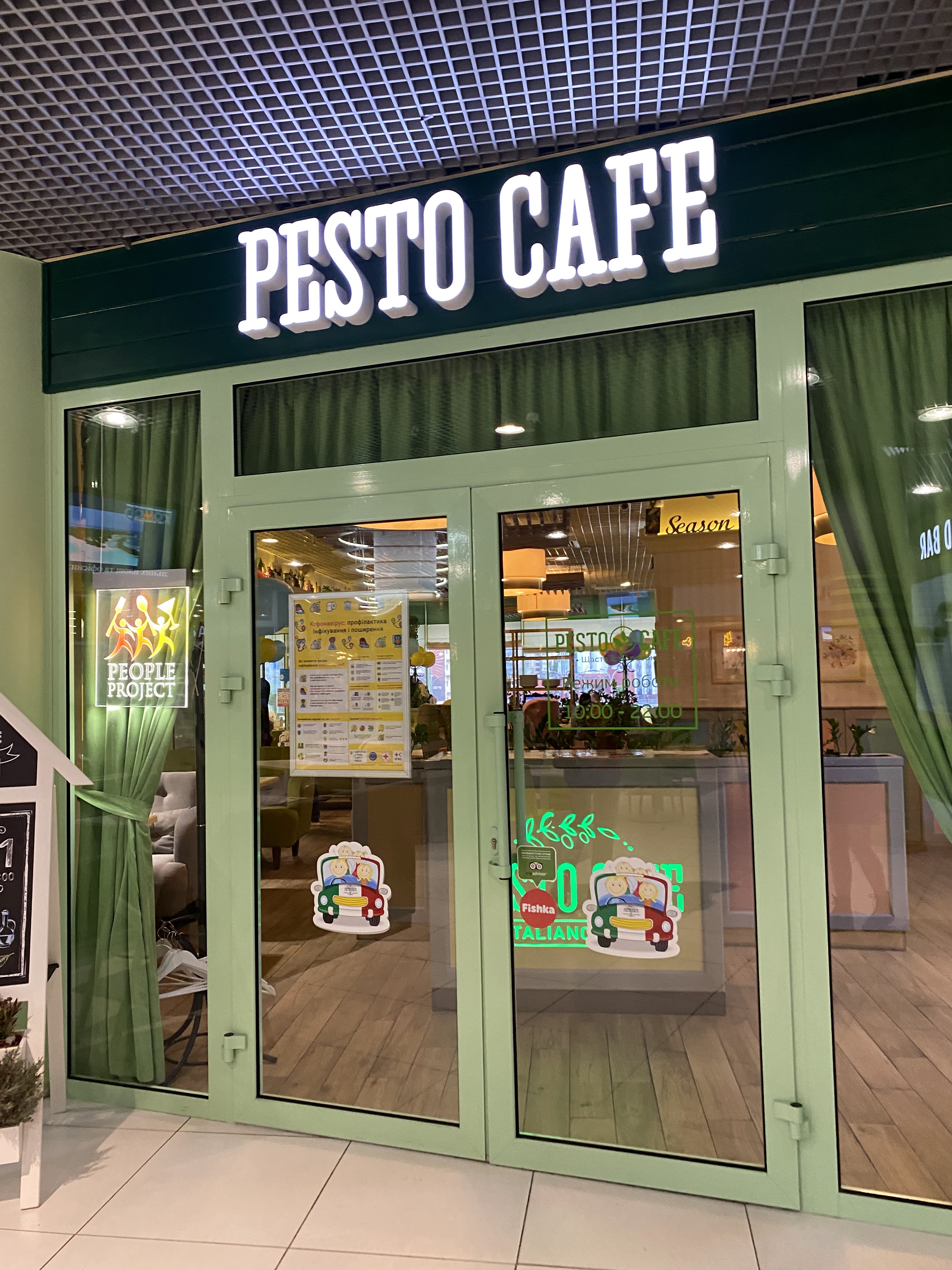 Pesto Cafe image 9