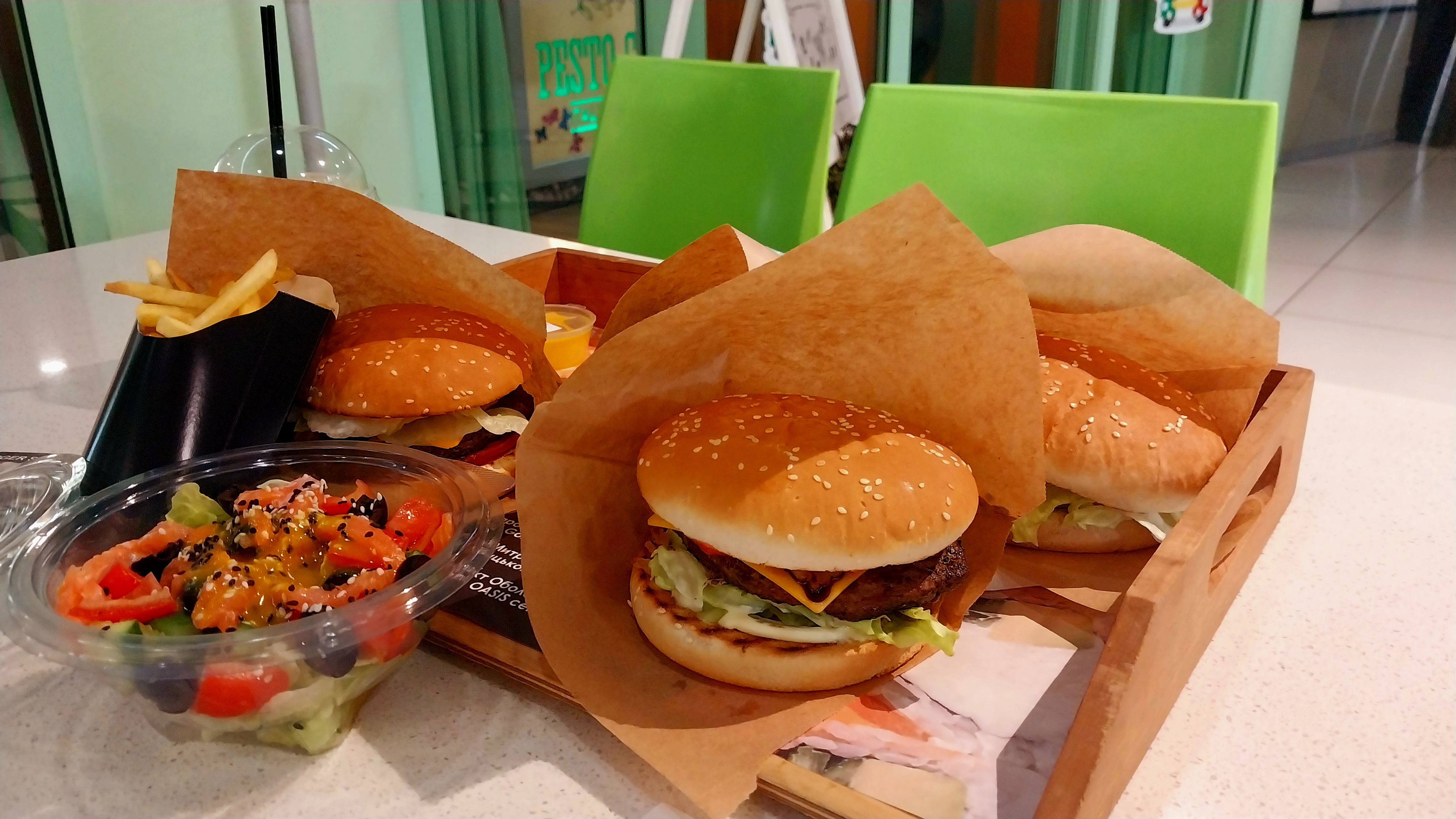 BURGER SUSHI POINT (Komod) image 16