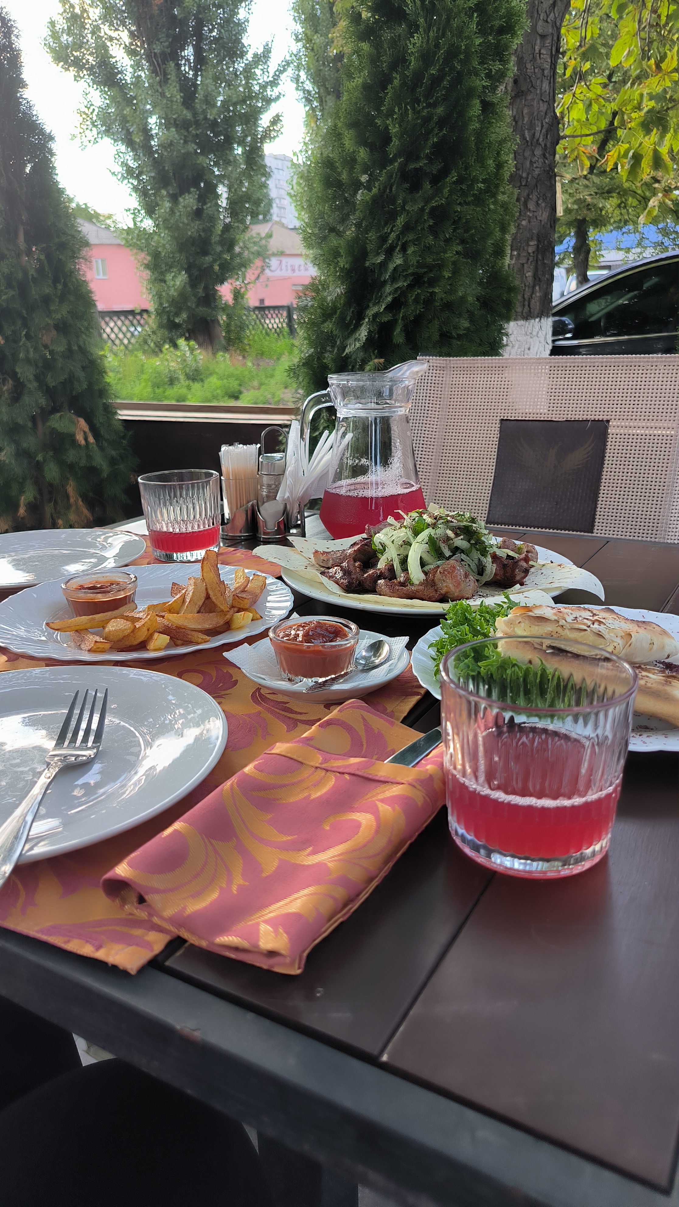 Мілленіум Кафе image 8