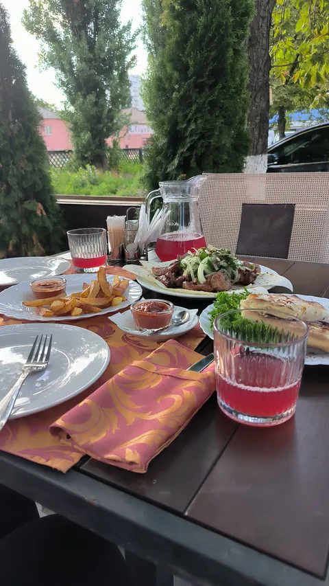 Мілленіум Кафе image 8