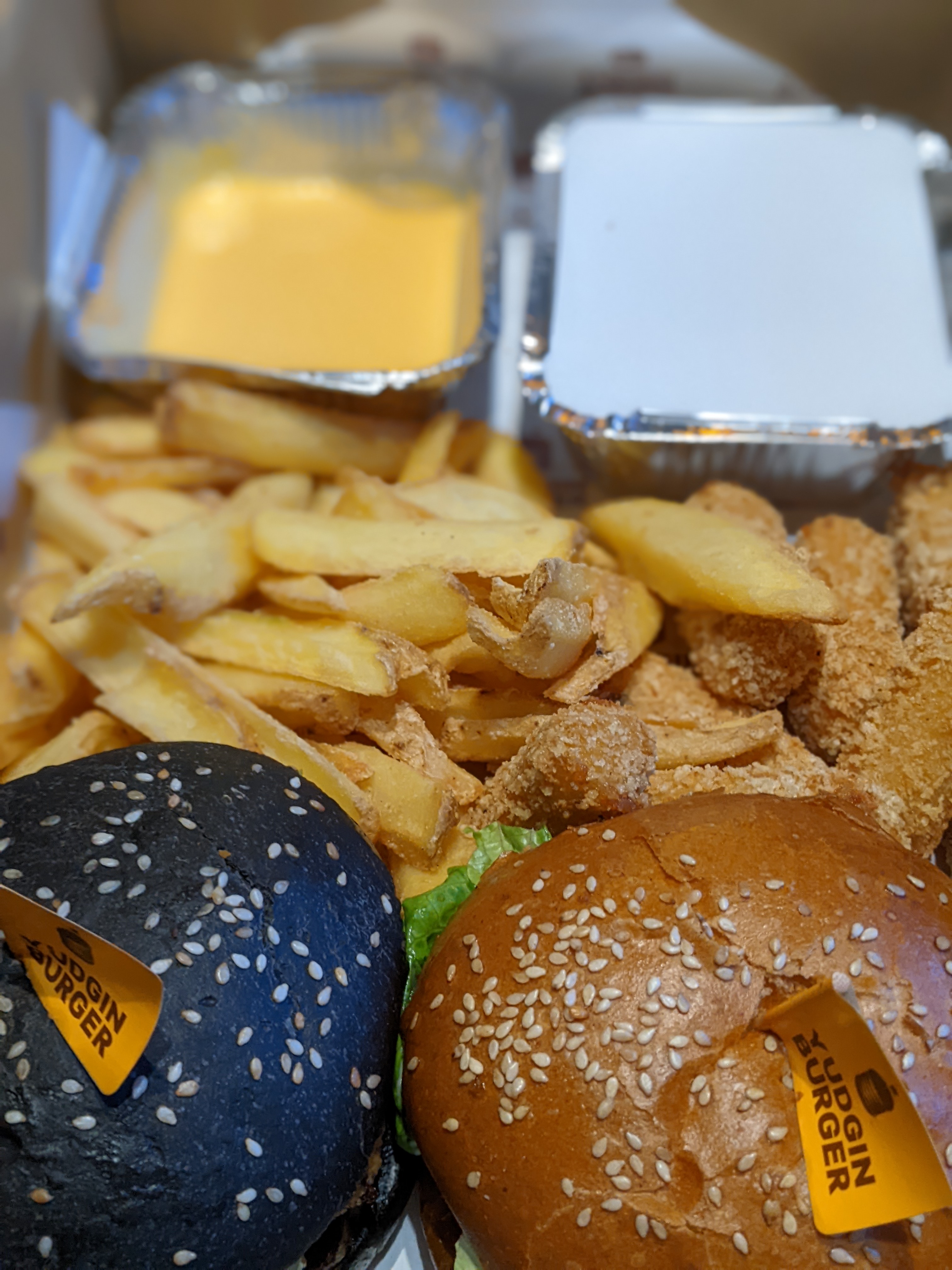 Юджин Бургер image 13