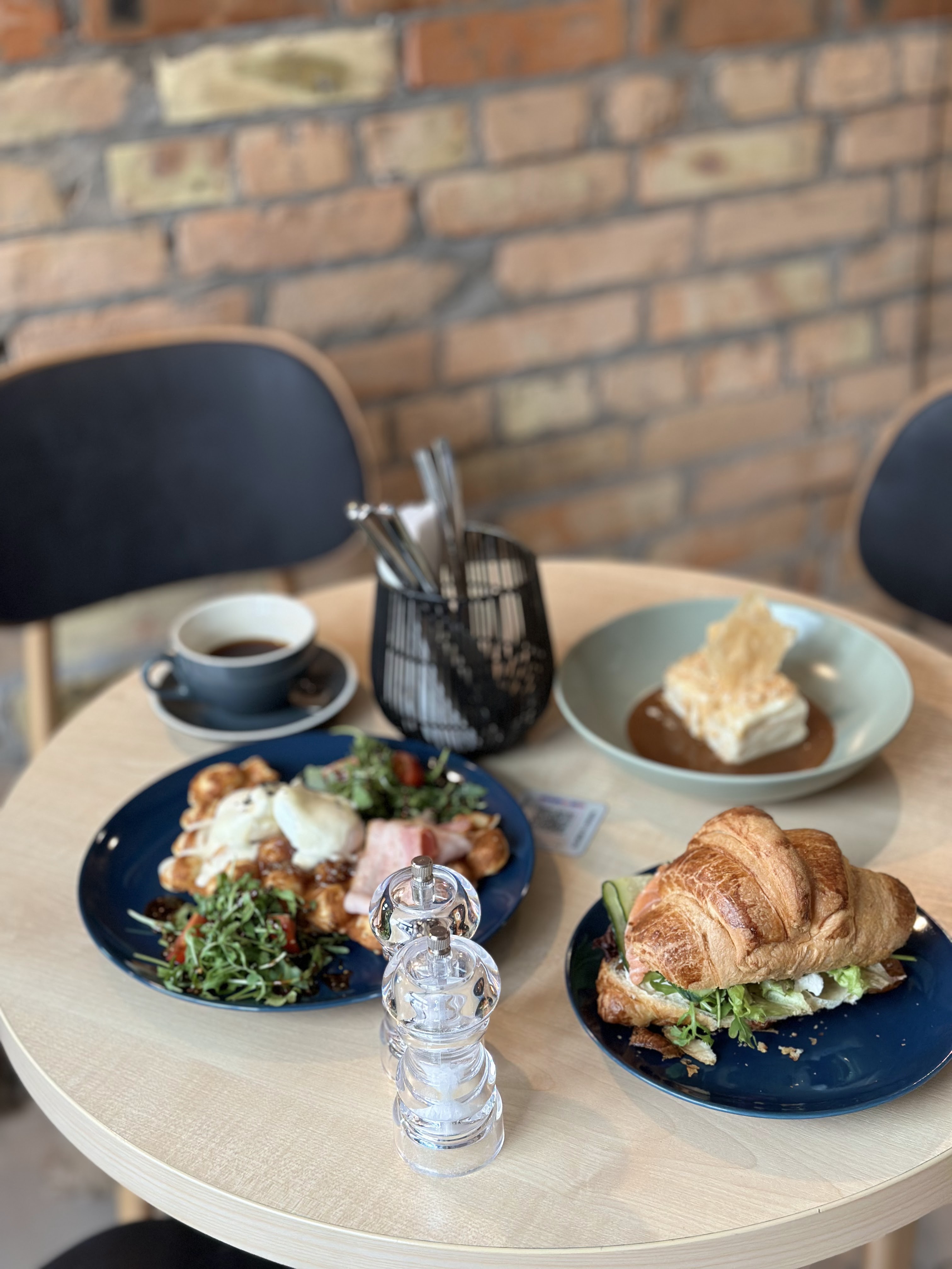 Target cafe image 12