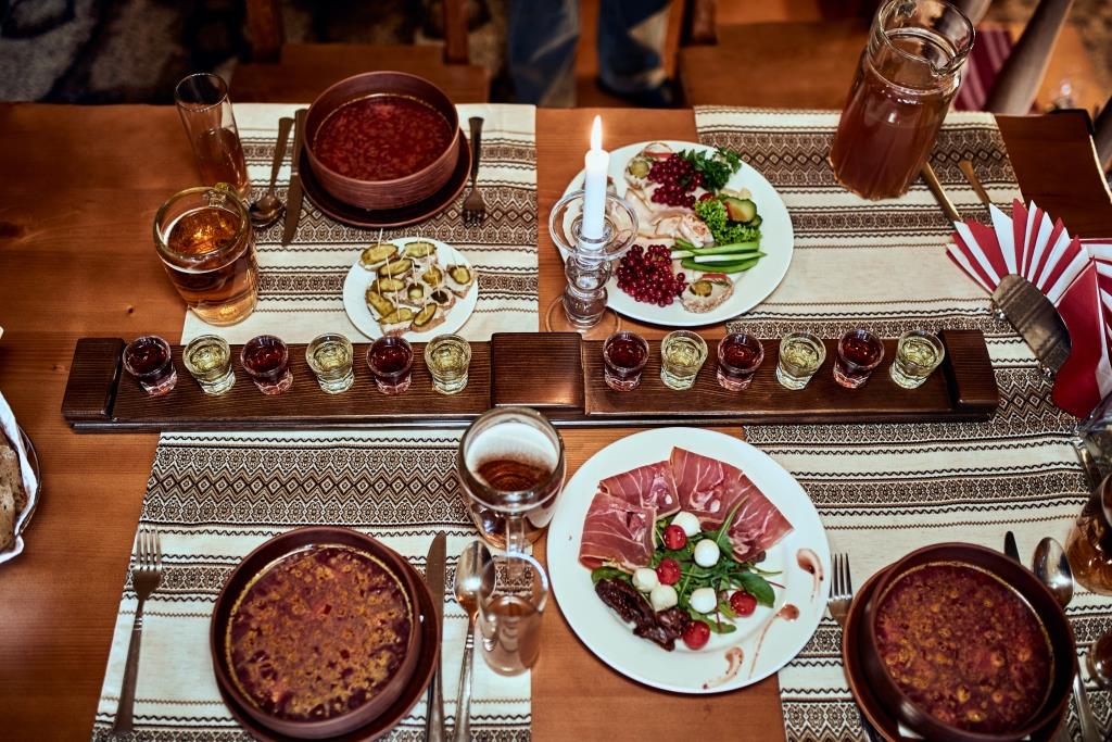 Ресторан Української Кухні на Троєщині - Колиба image 12