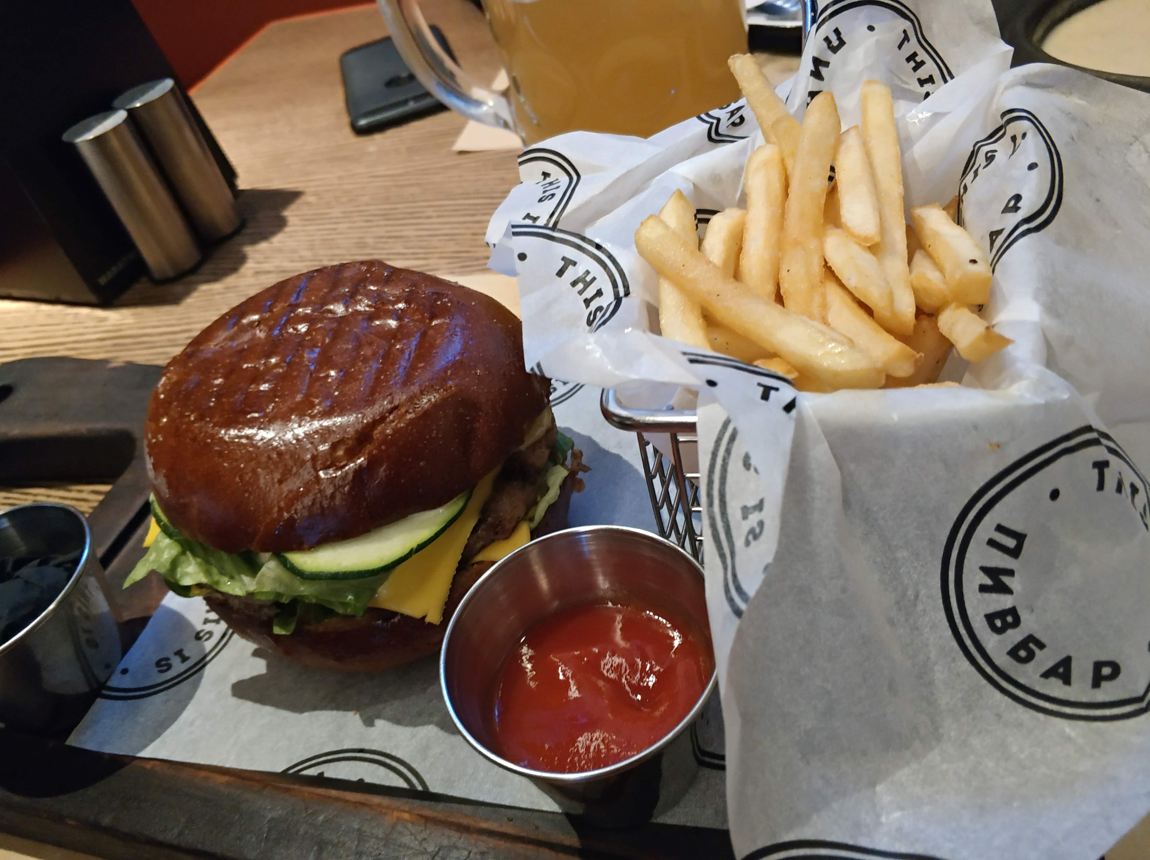 This is Пивбар на Троєщині image 18