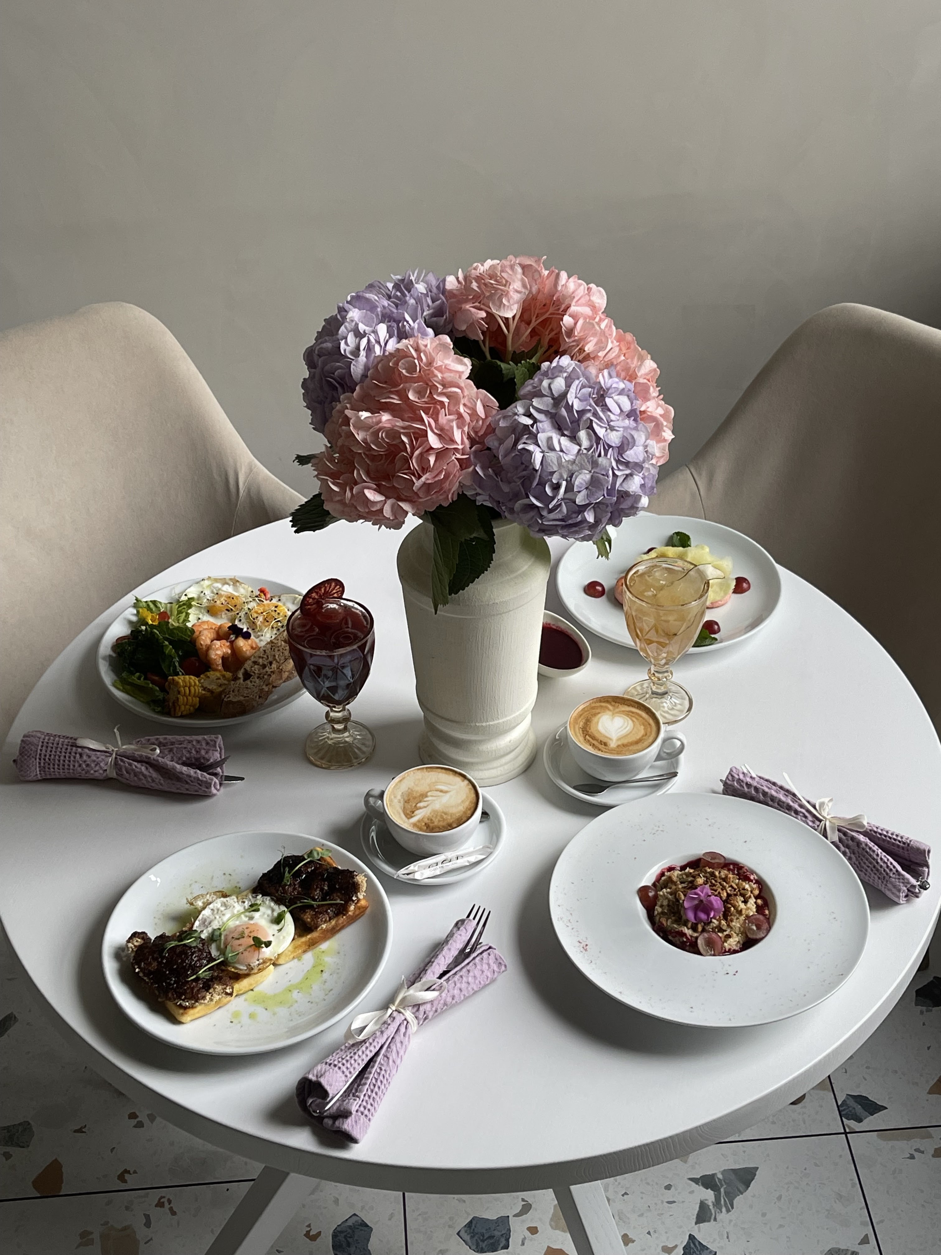 Cloud Brovary image 11