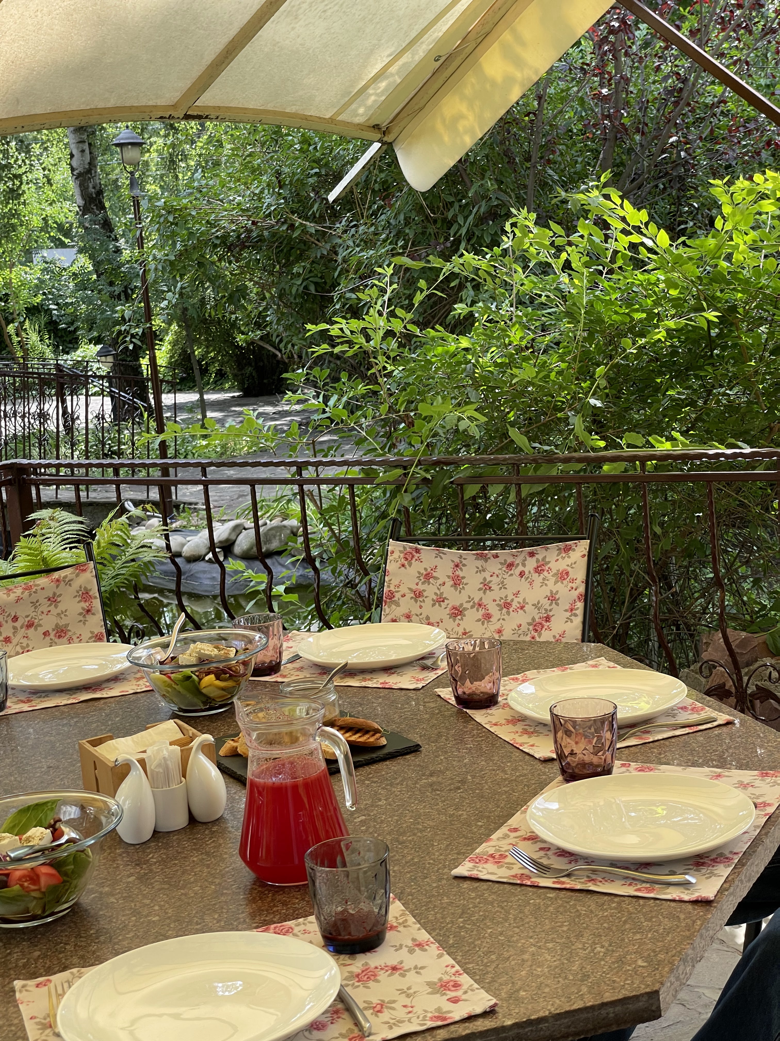 La`Terrassa Cafe image 19