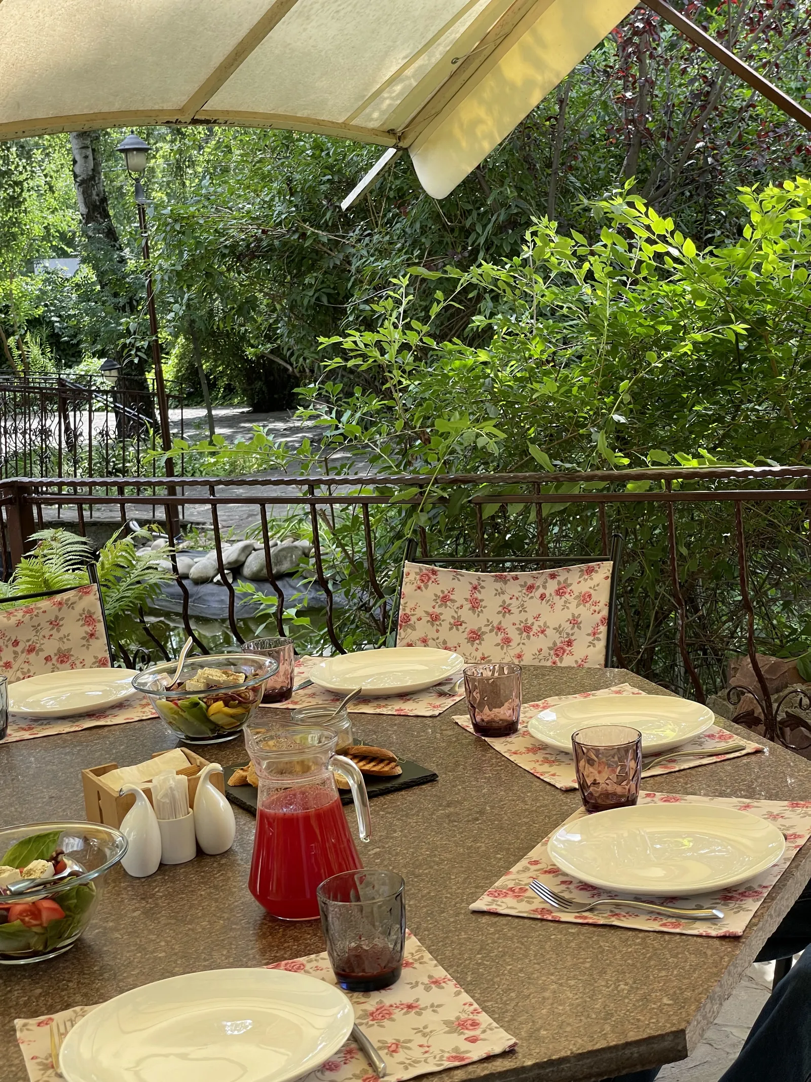 La`Terrassa Cafe image 19