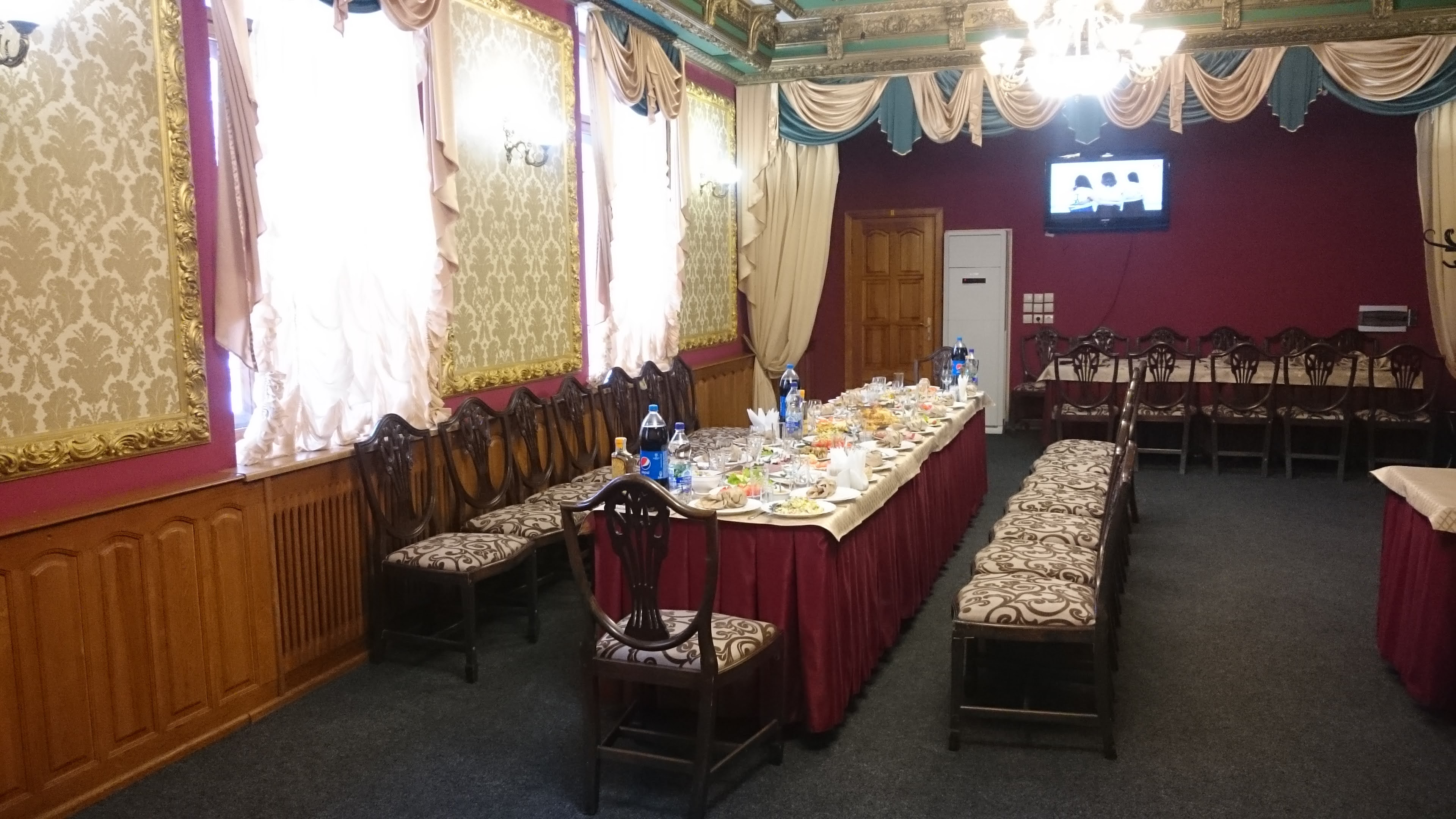 Svyatkovyy Prostir "Soborna 8" image 13