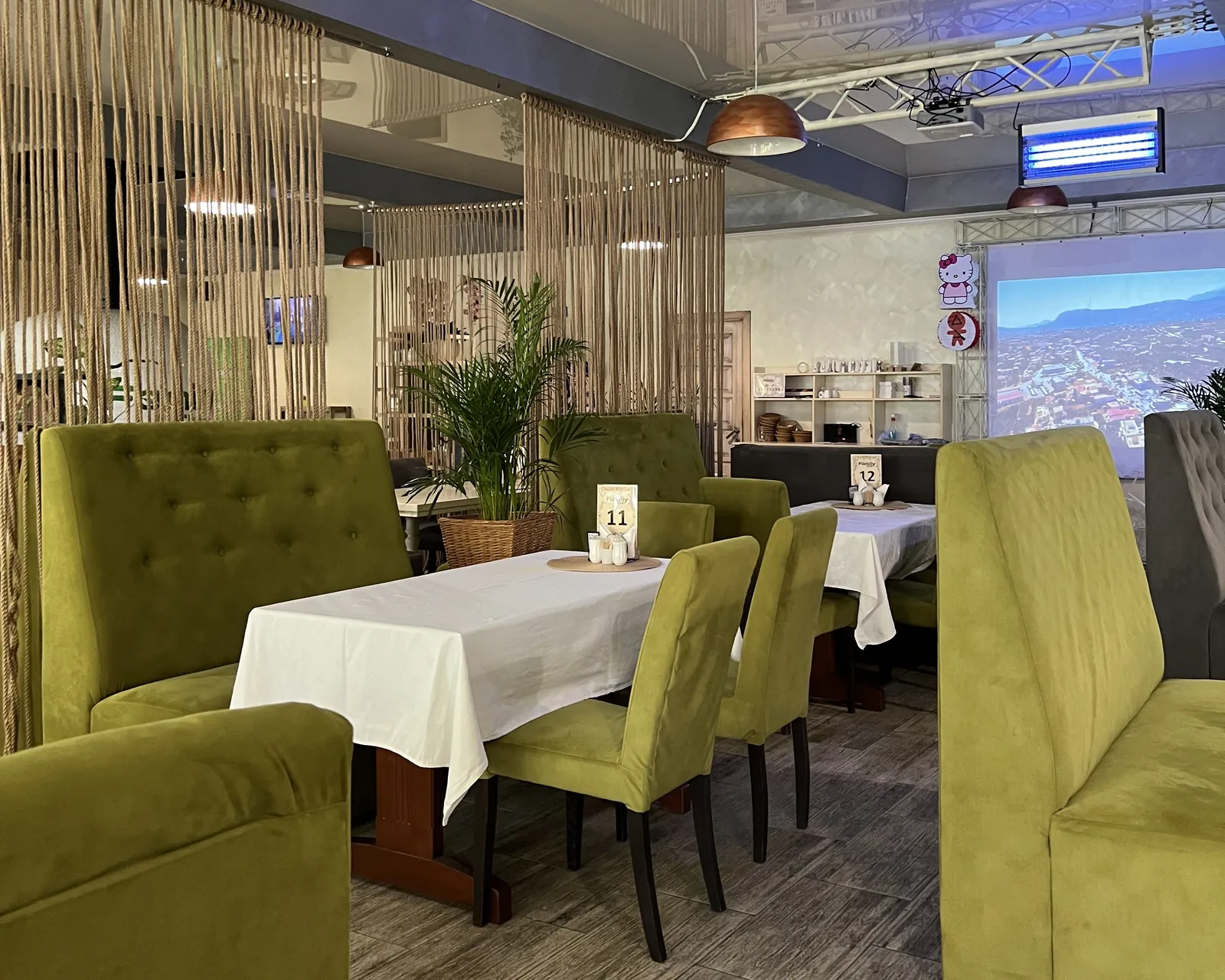Сімейний ресторан Family Club image 15