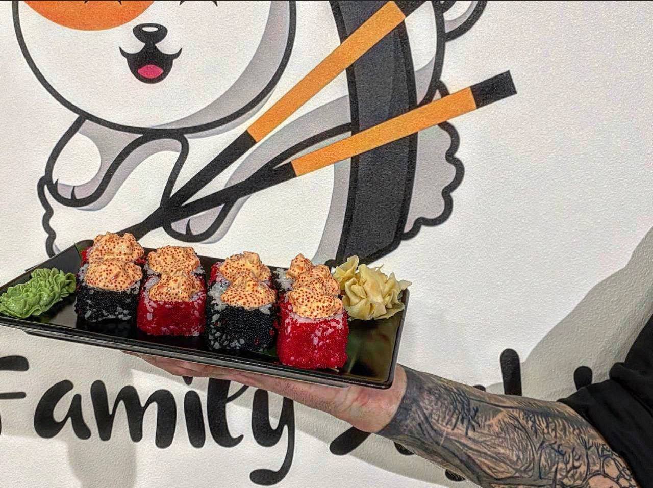 Family Sushi image 13