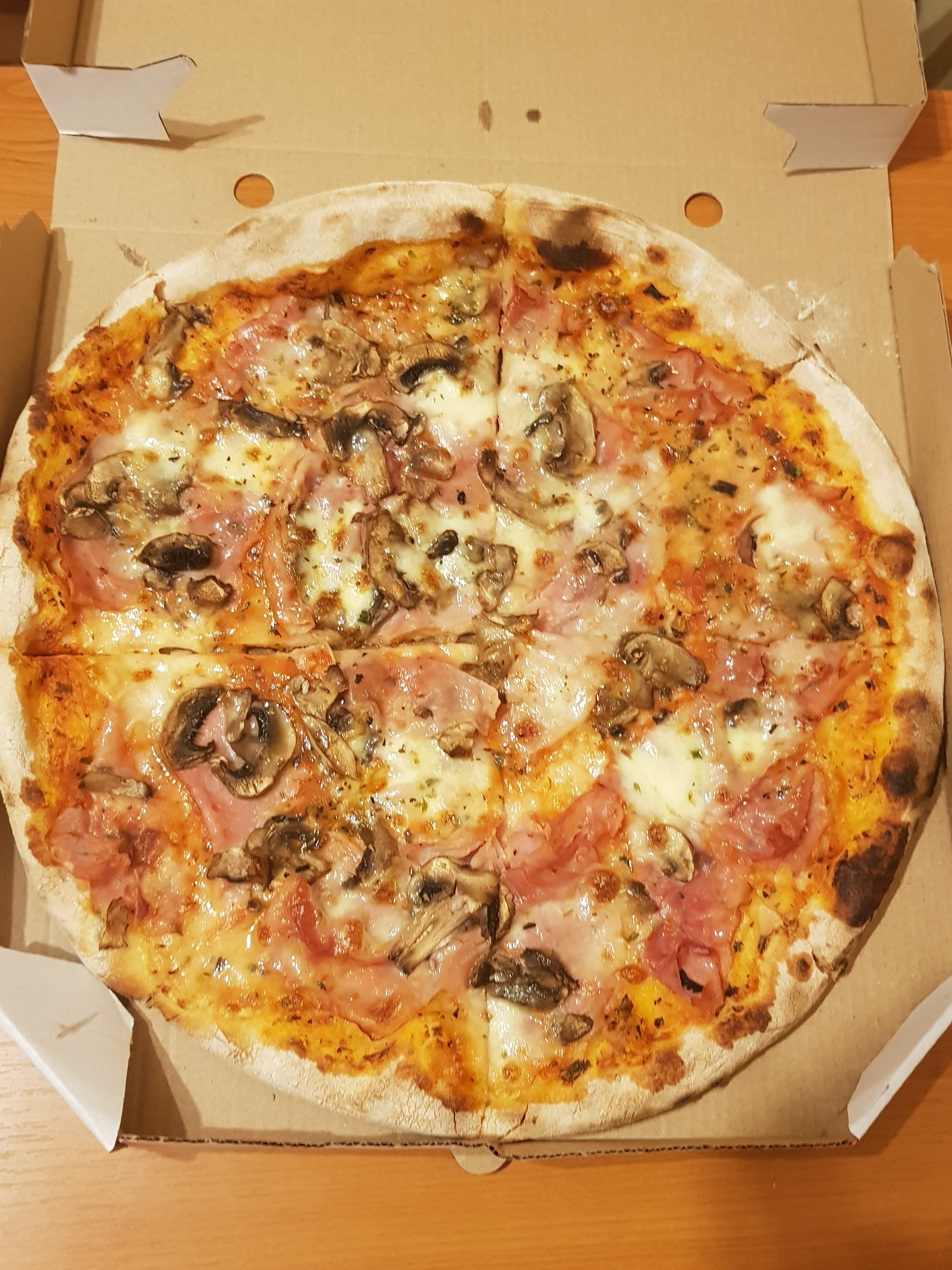 Bella Italia image 7