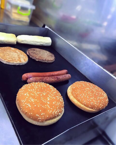 BURGER image 4