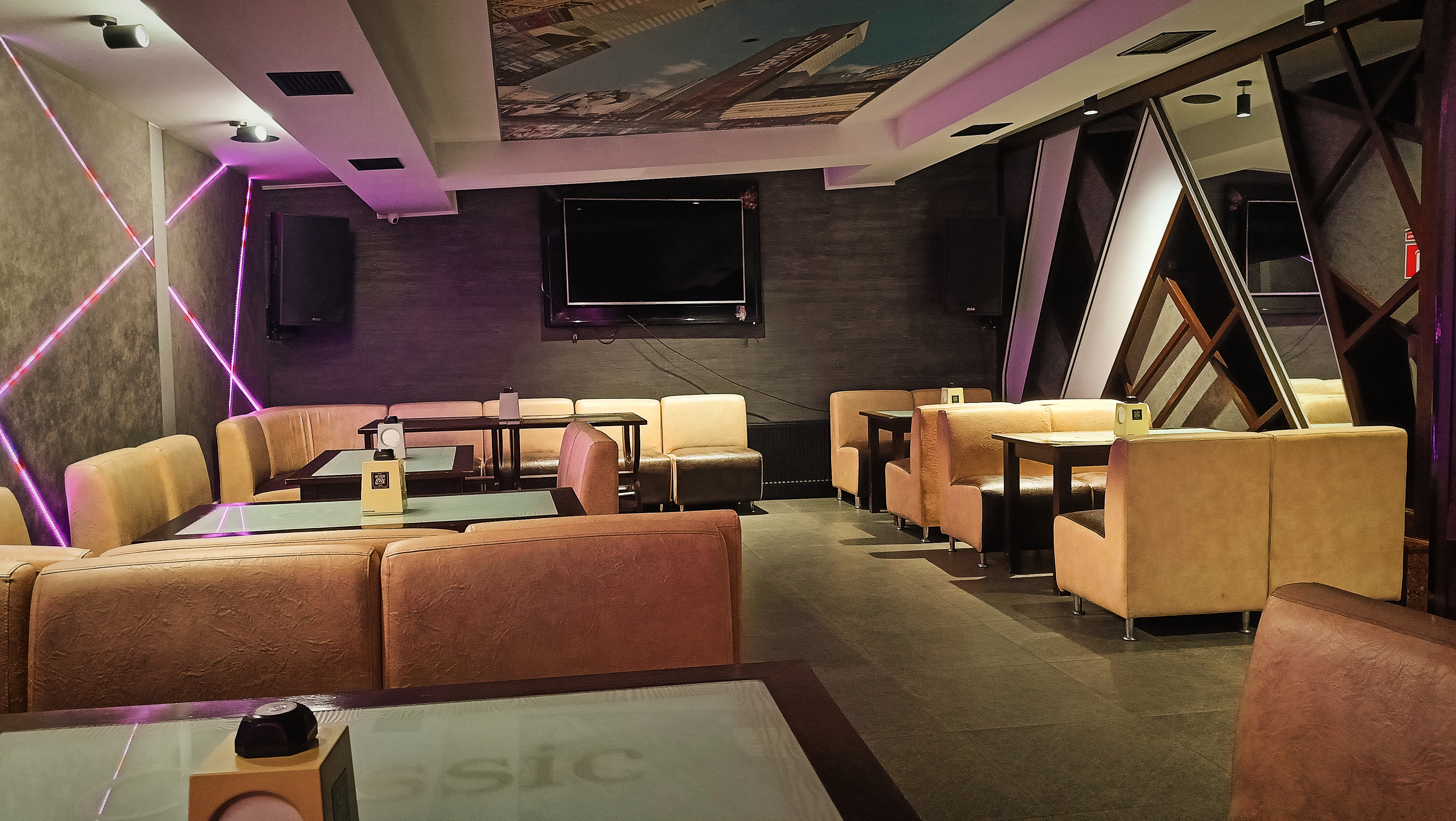 Classic Billiard Club image 4