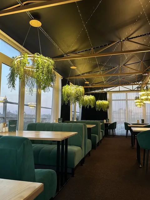 Oasis Bar image 1