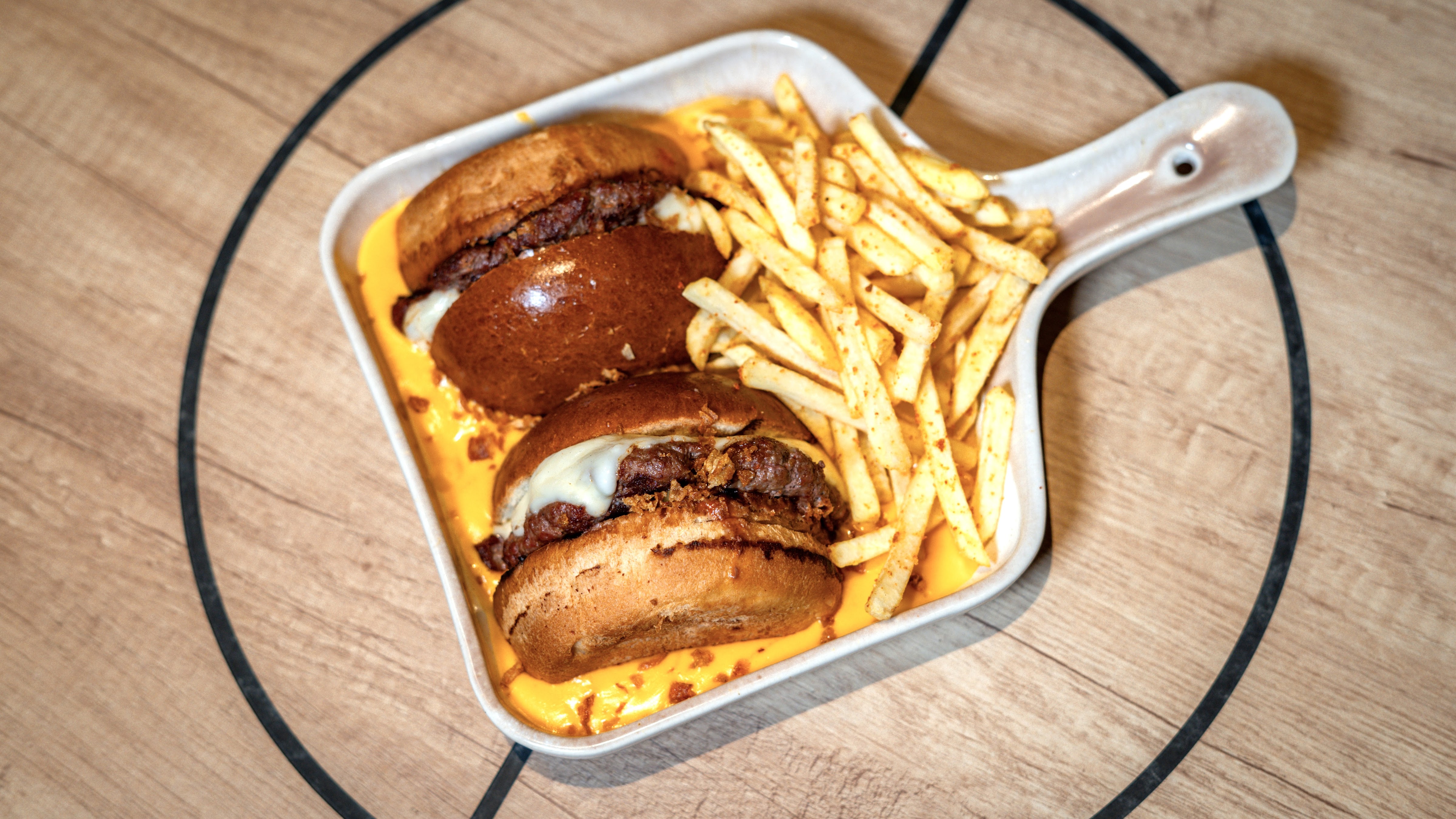 спорт бар "OffSide" image 6