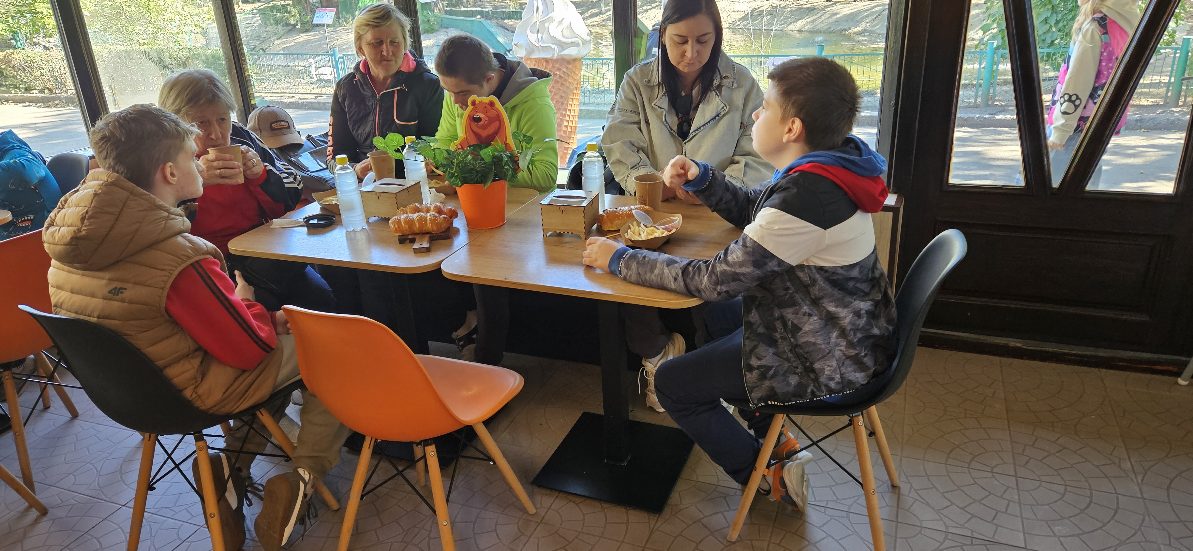 FAMILY PALACE zoo. Сімейне кафе в Миколаївському зоопарку image 4