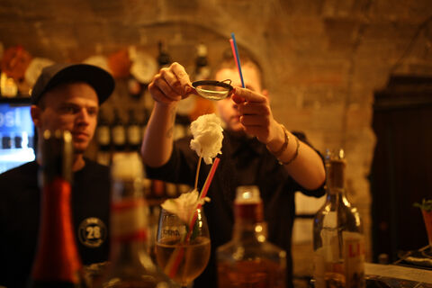 PUB 28 image 8