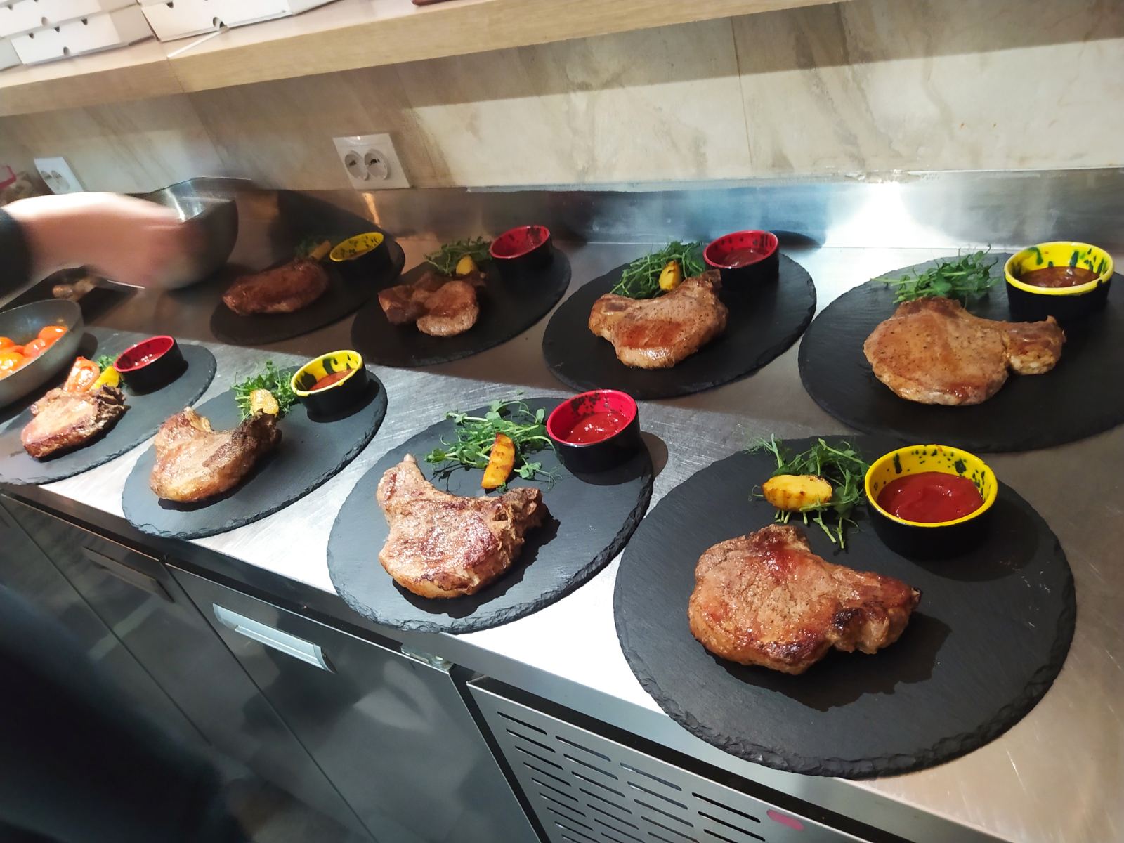 Сімейна Піцерія ДРОВА image 18