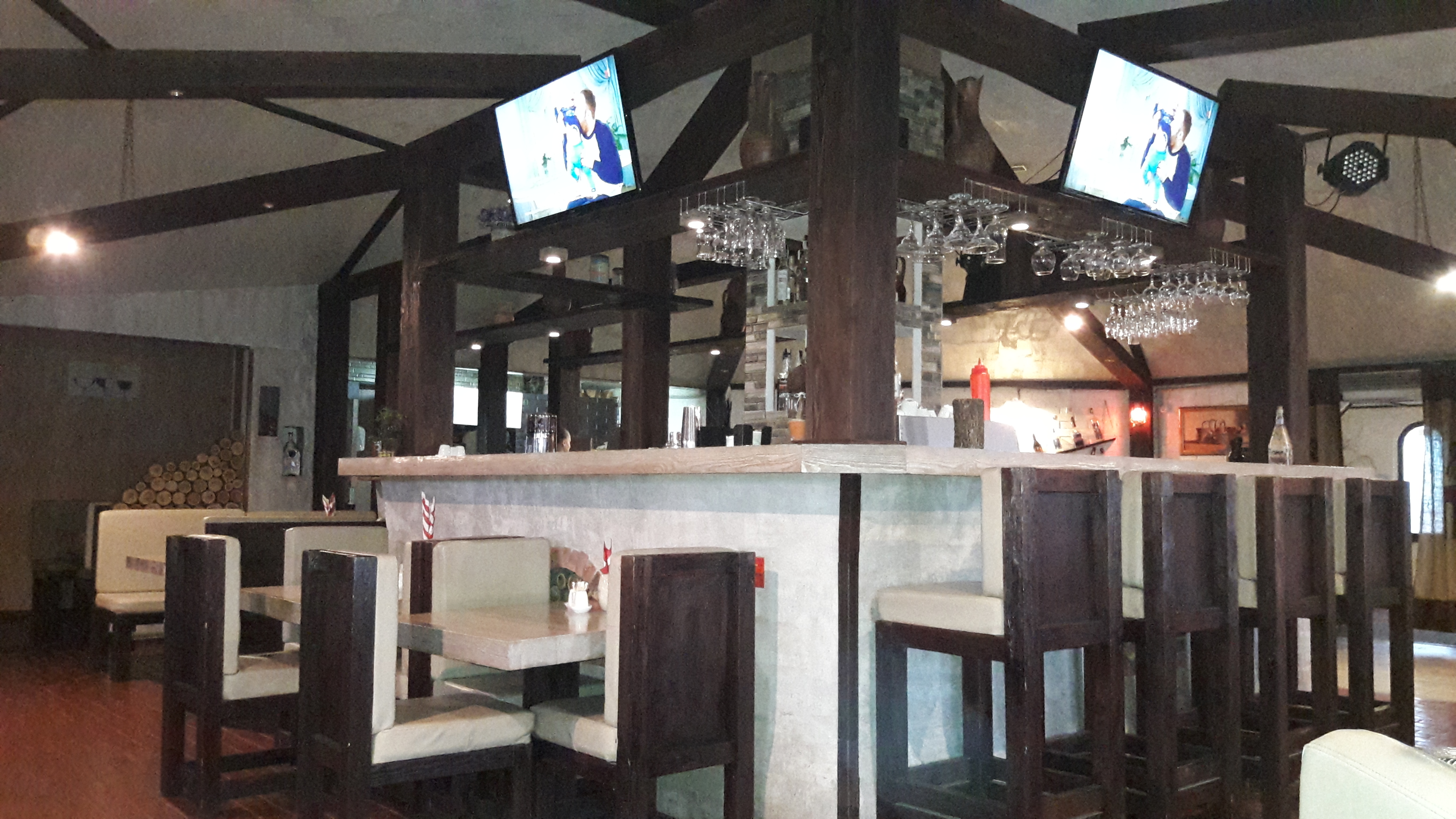 Steak House "Печка" image 8