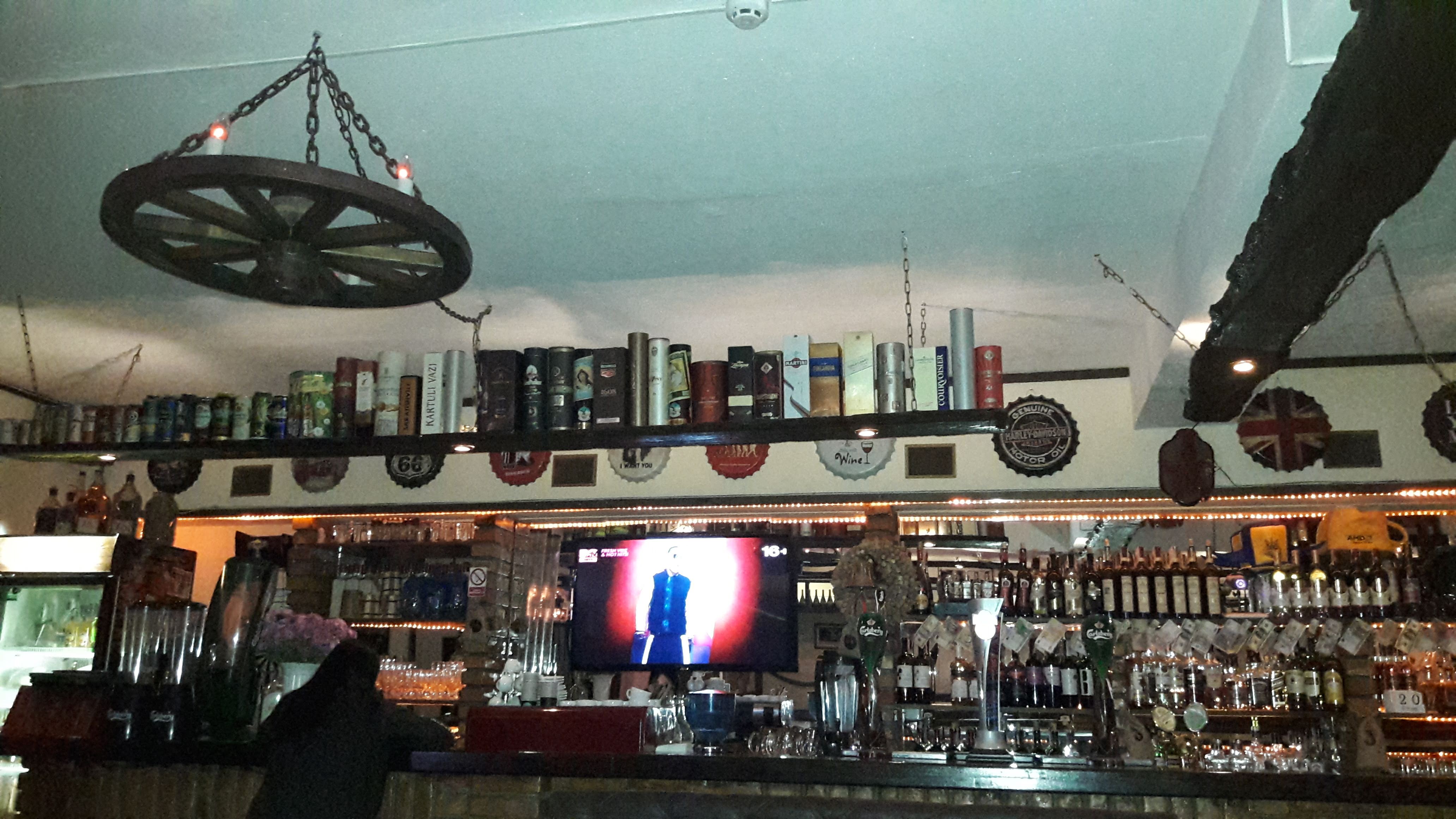 Pab Burbon - Restoran U Yuzhnoukrayinsʹku image 4